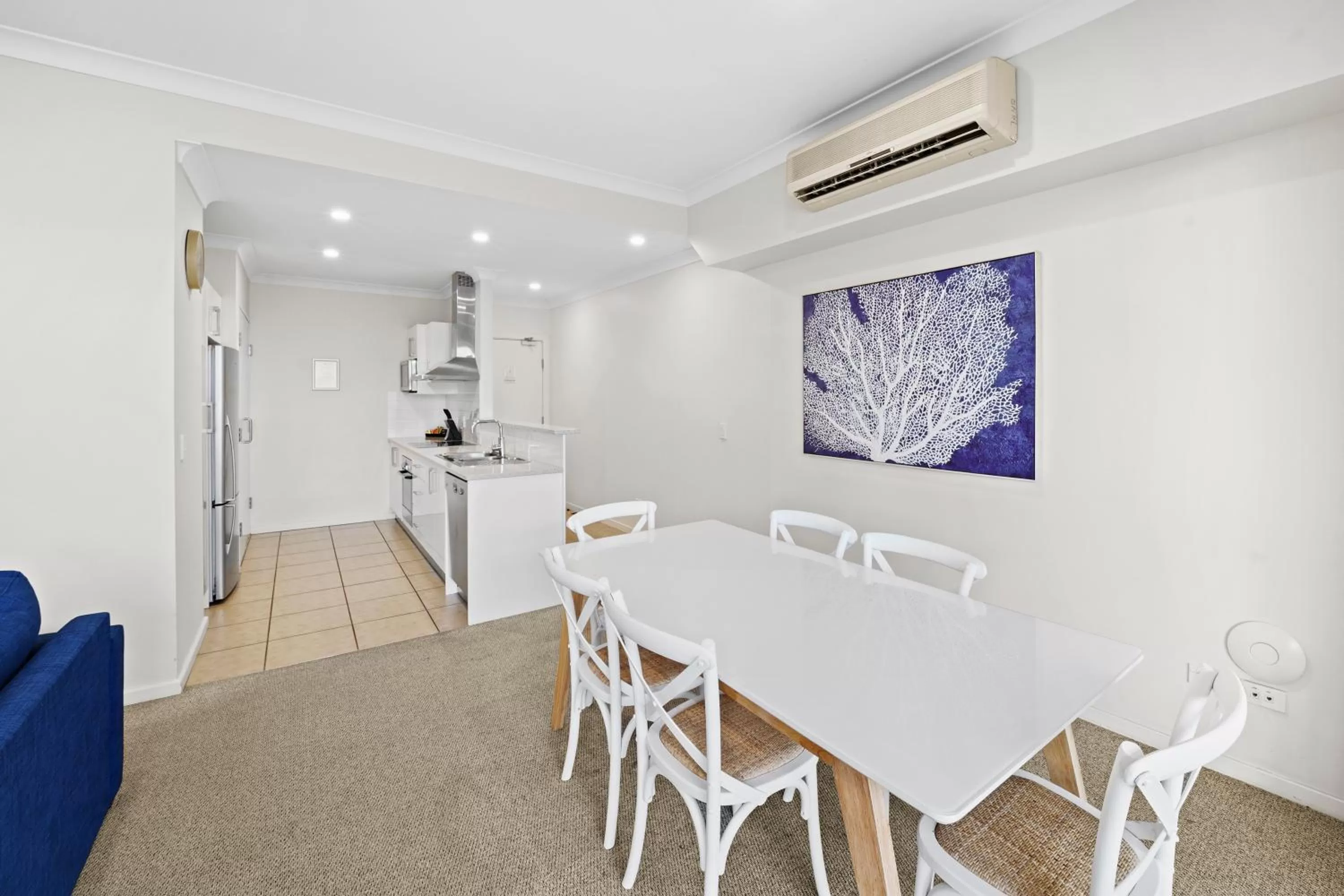 Kitchen or kitchenette in Macquarie Waters Boutique Apartment Hotel