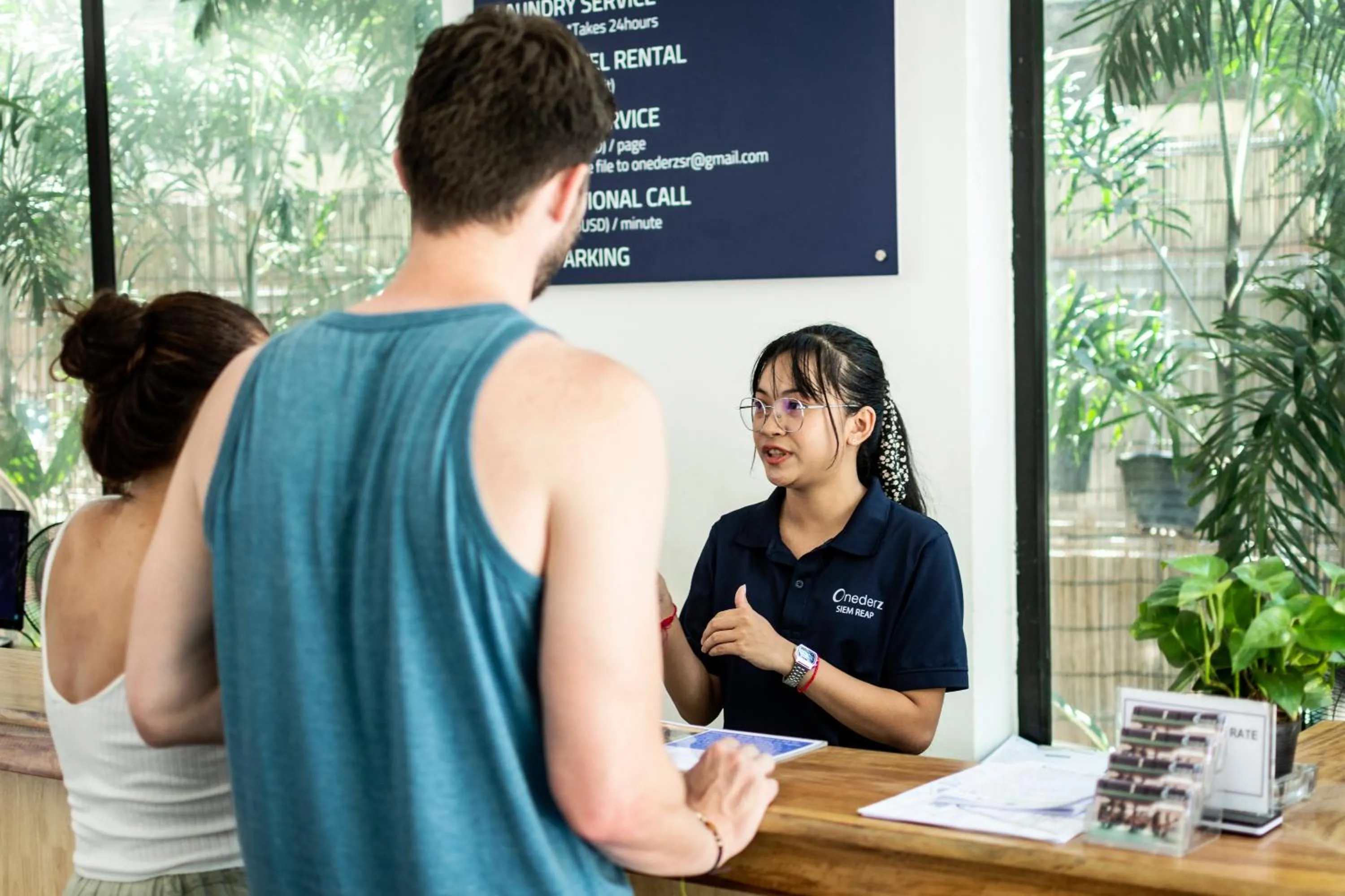 Staff in Onederz Siem Reap