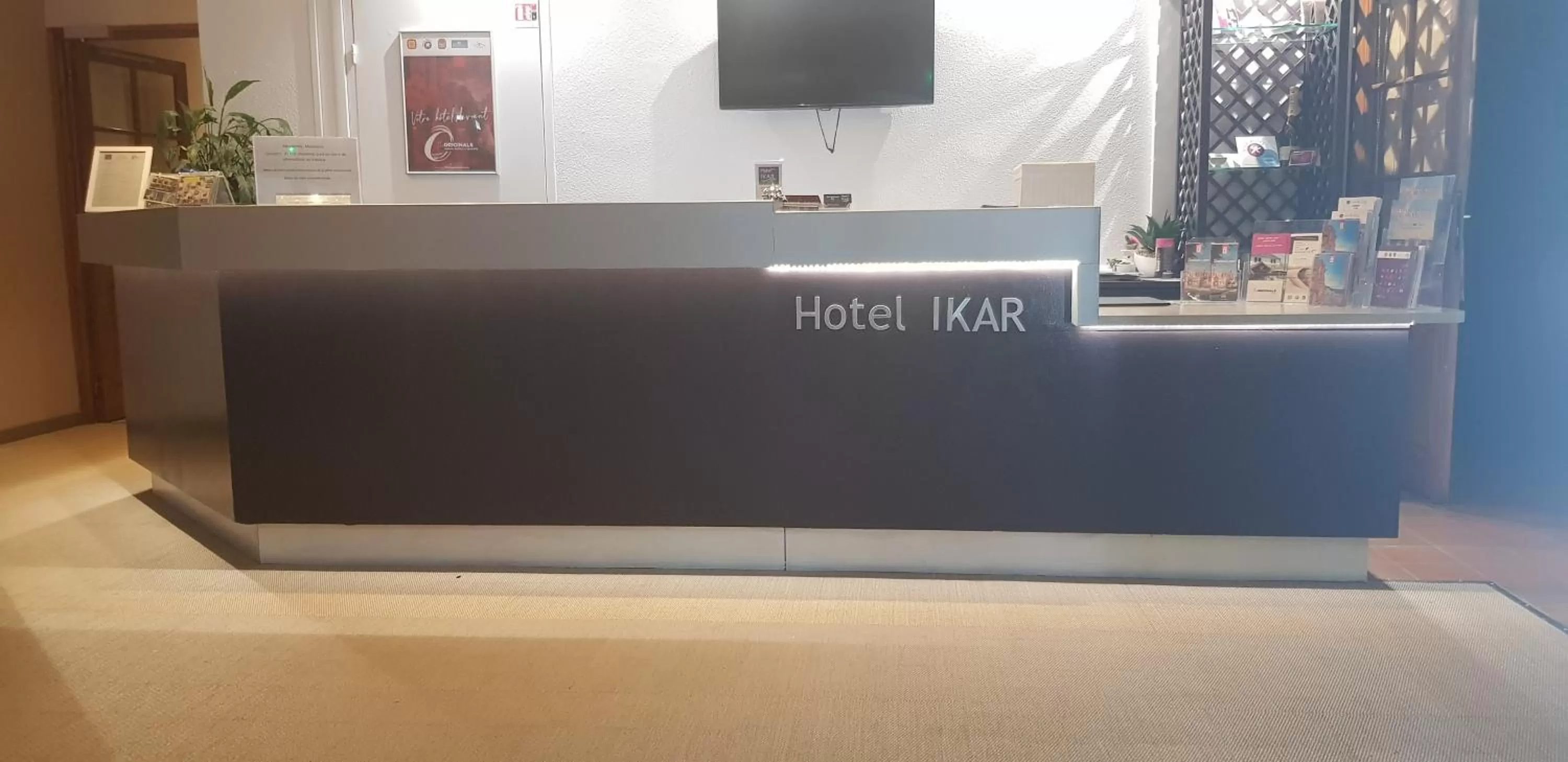 Lobby or reception in IKAR - Fasthotel Blois