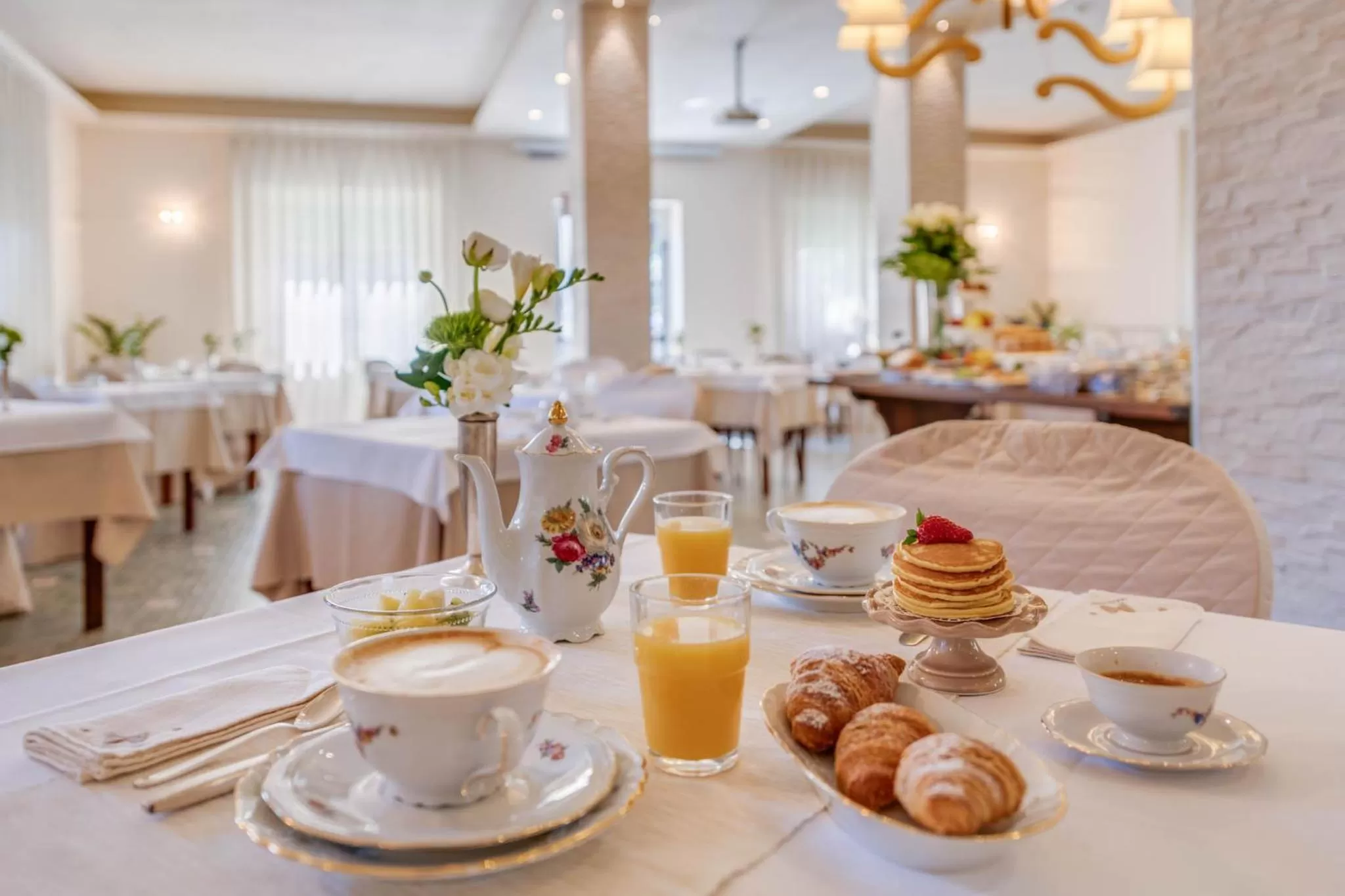 Restaurant/places to eat in Hotel Massimo