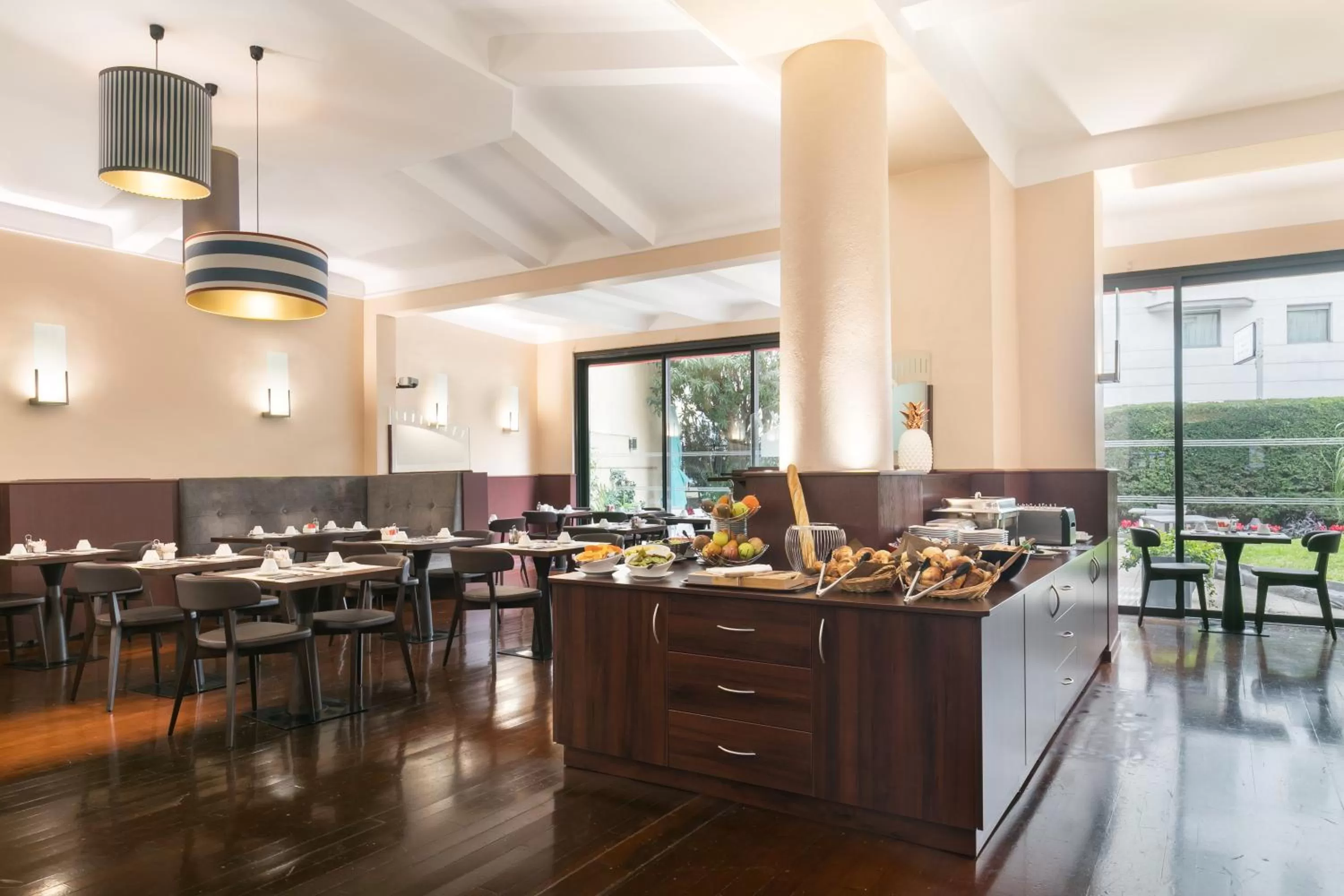 Restaurant/places to eat in Best Western Plus Hôtel Brice Garden Nice