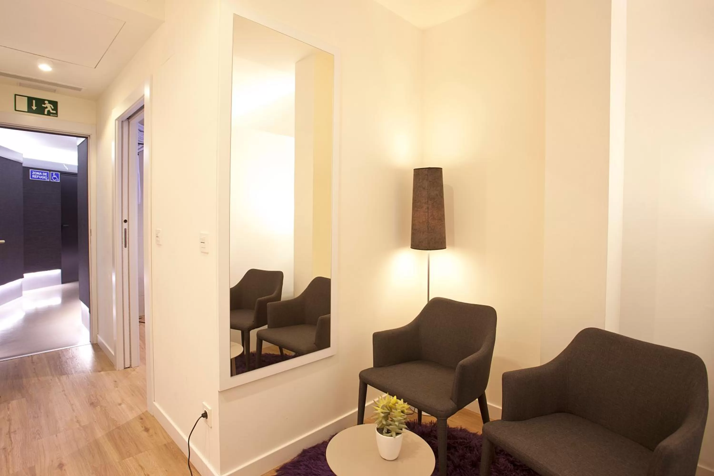 Hotel Pompaelo Plaza del Ayuntamiento & Spa