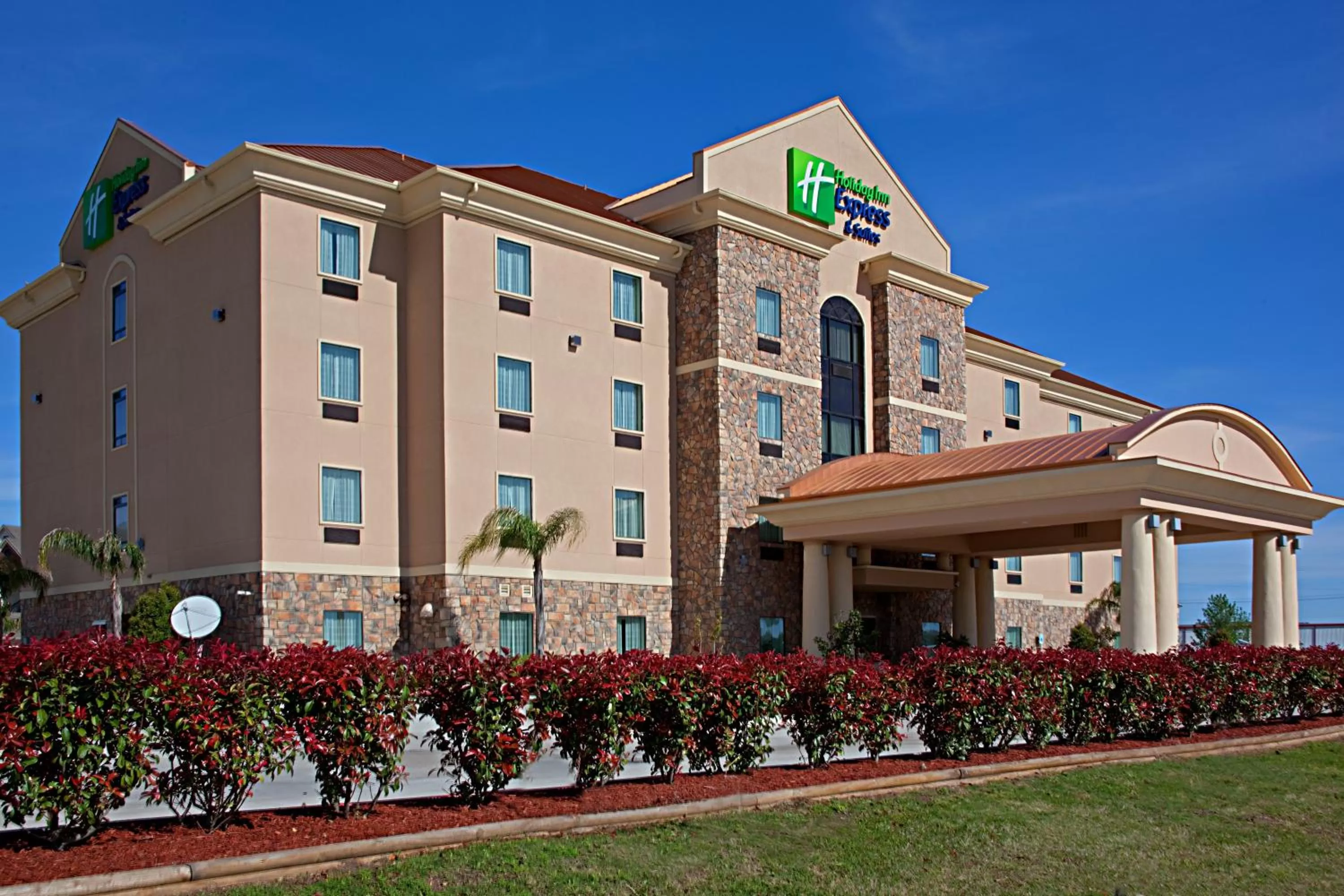 Property building in Holiday Inn Express Texas City, an IHG Hotel