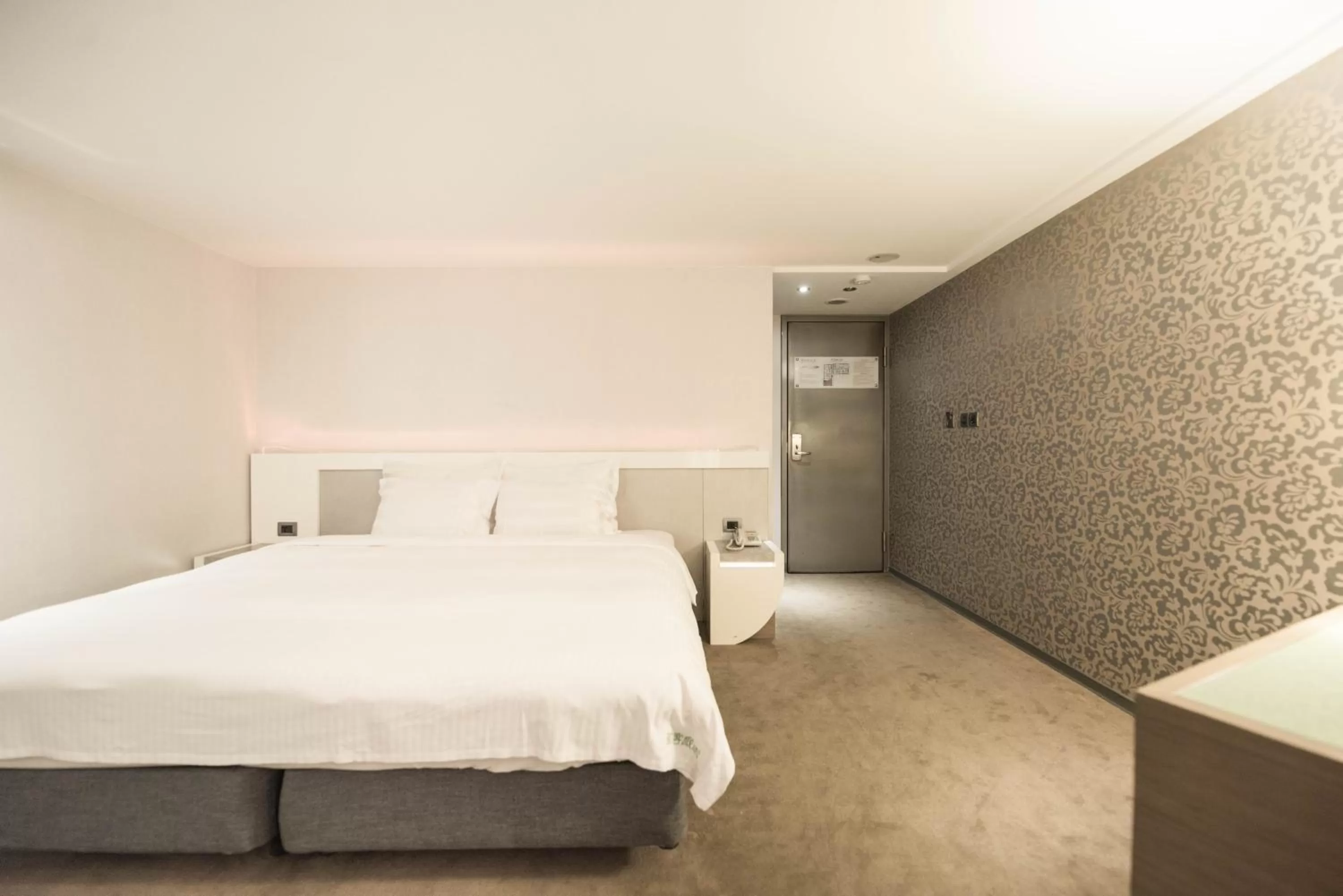 Bed in Saual Keh Hotel