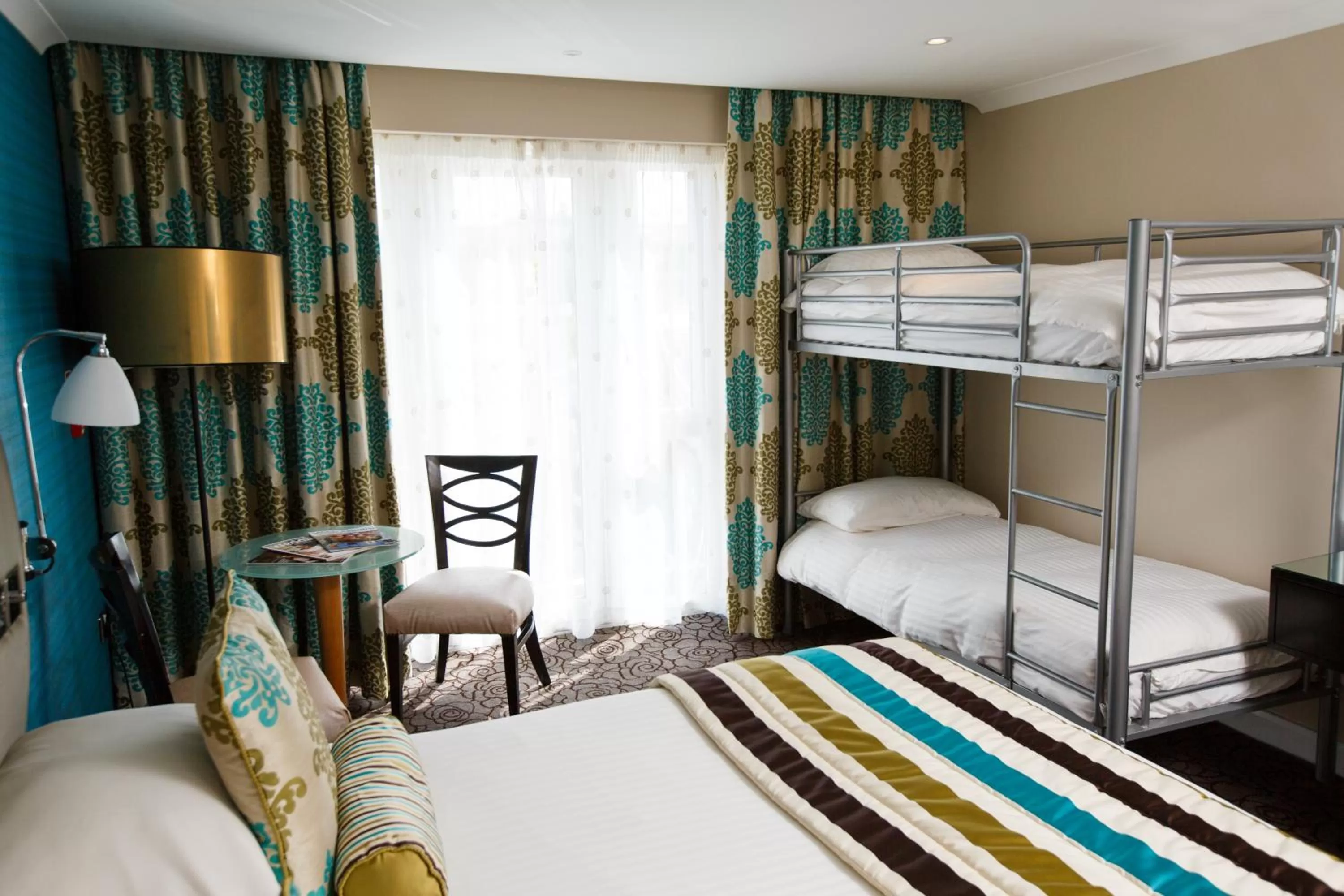 bunk bed, Bed in The Plough Inn