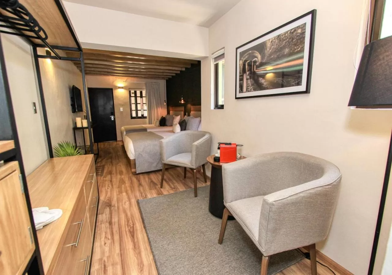 Seating area in Casa Florencia Hotel Boutique