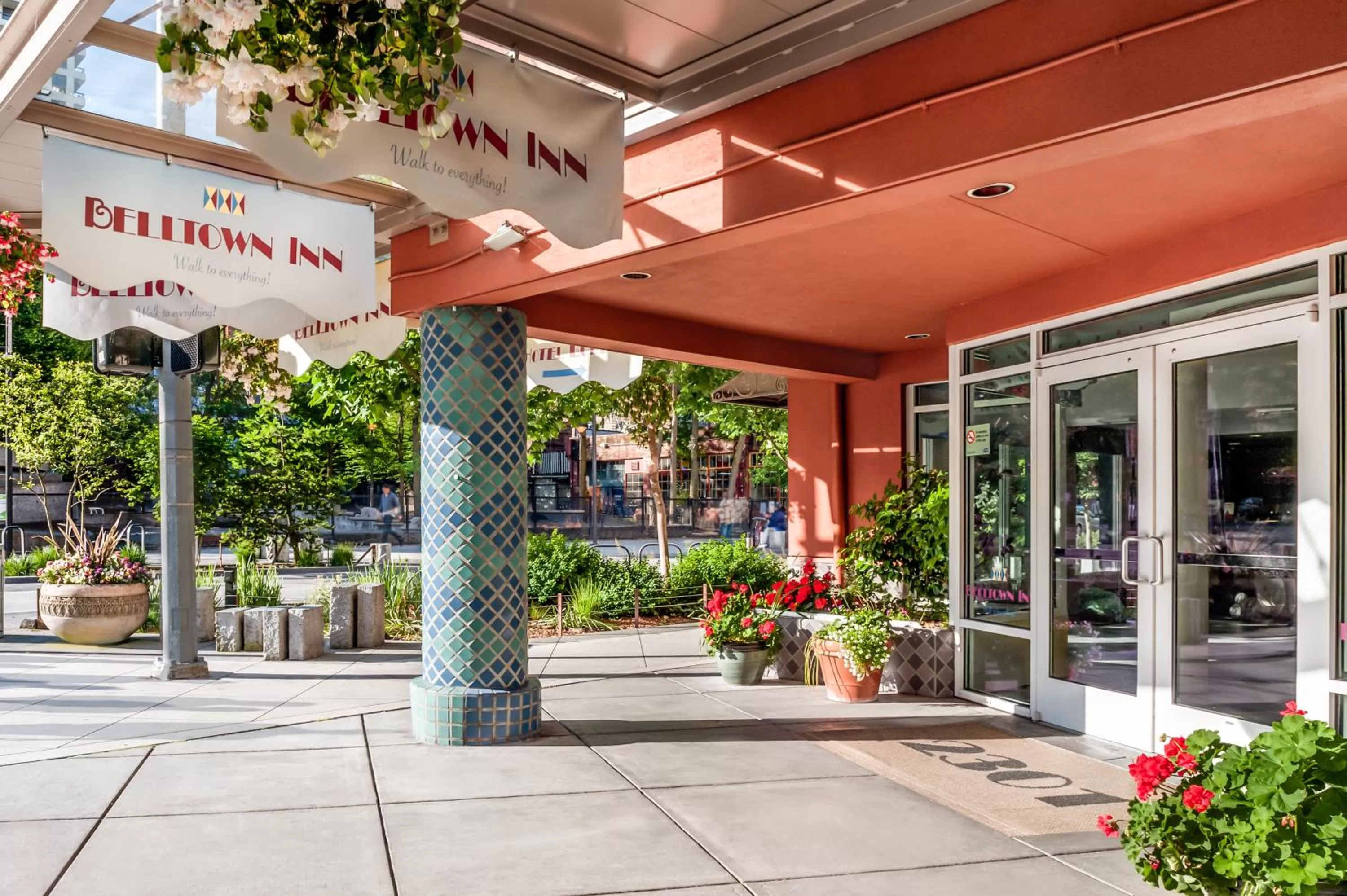 Property building in Belltown Inn