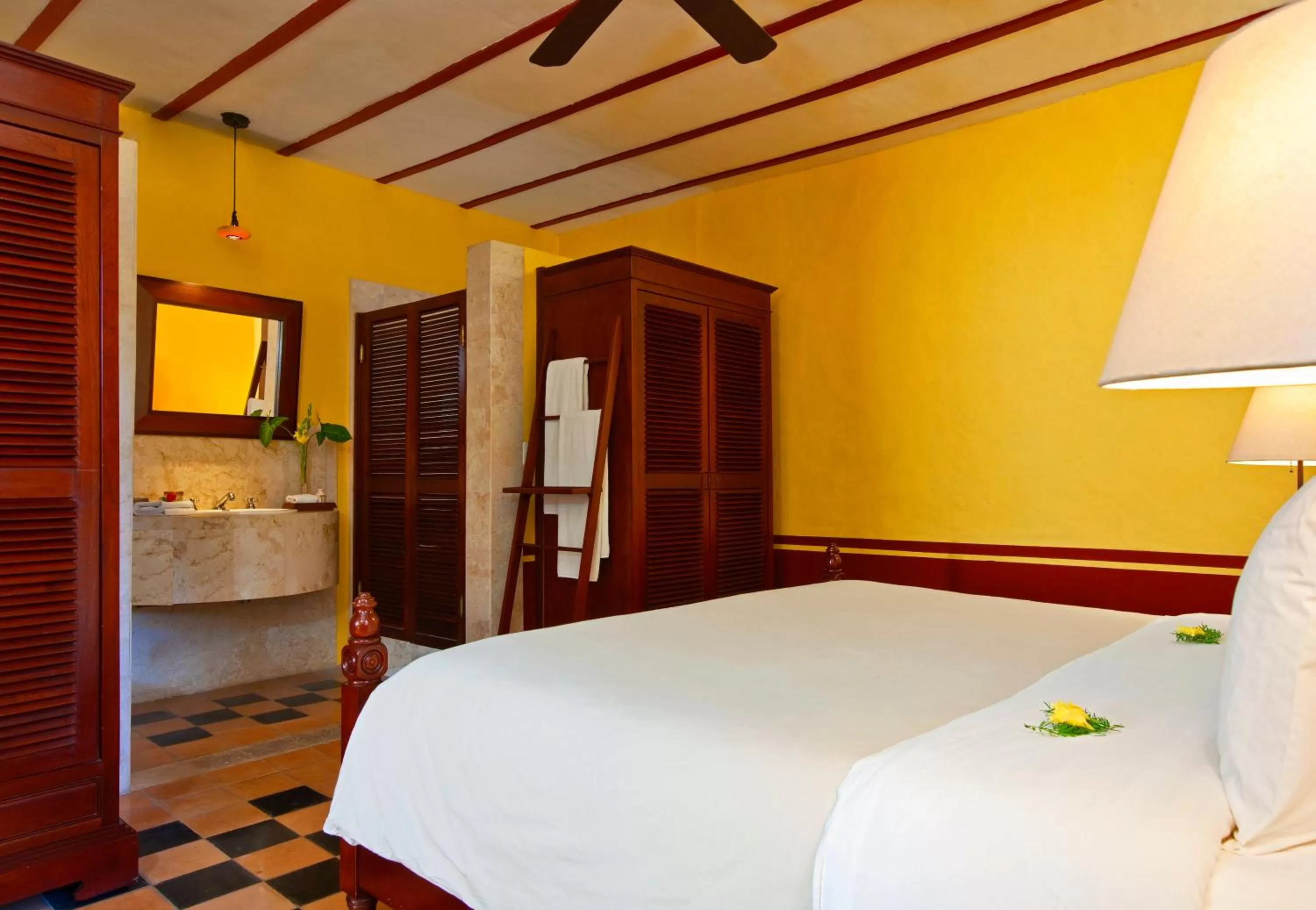 Bed in Hacienda Campeche