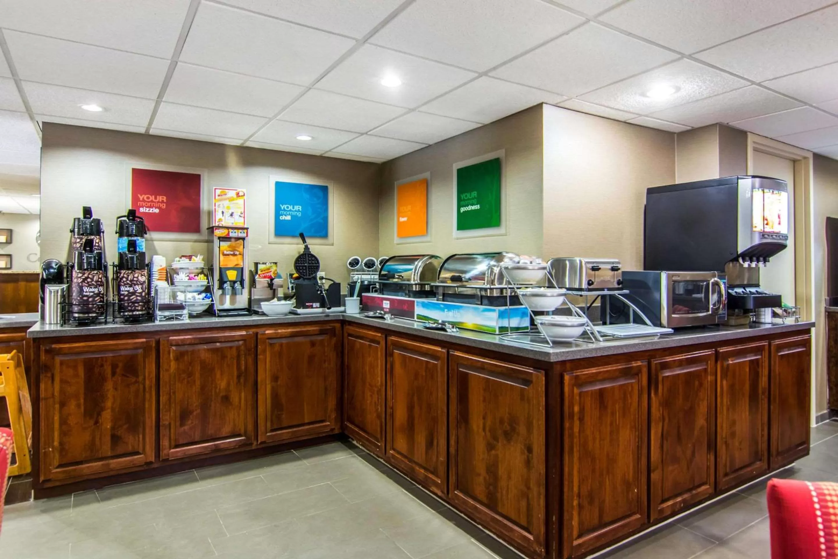 Restaurant/places to eat in Comfort Inn Newport News-Williamsburg East