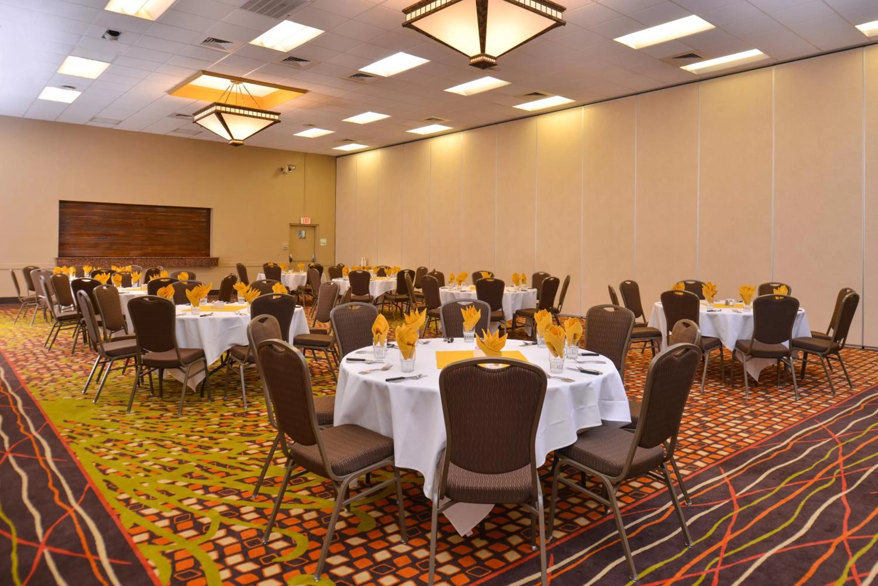 Banquet/Function facilities in Ramada Plaza by Wyndham Sheridan Hotel & Convention Center