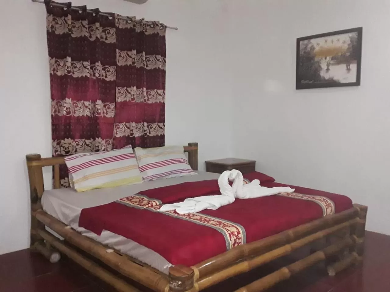 Bed in Tauig Beach Resort