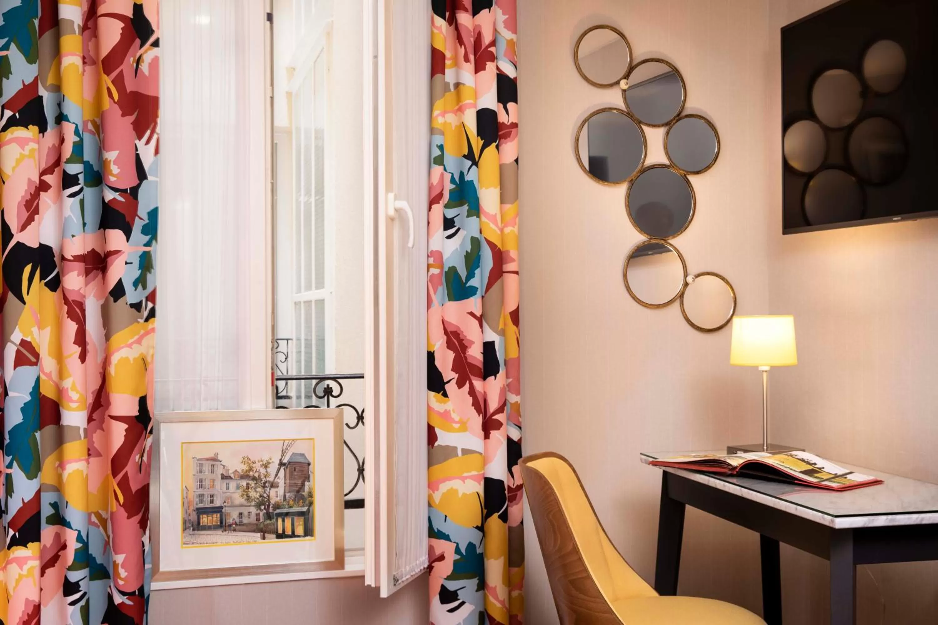 Hôtel des Arts Montmartre