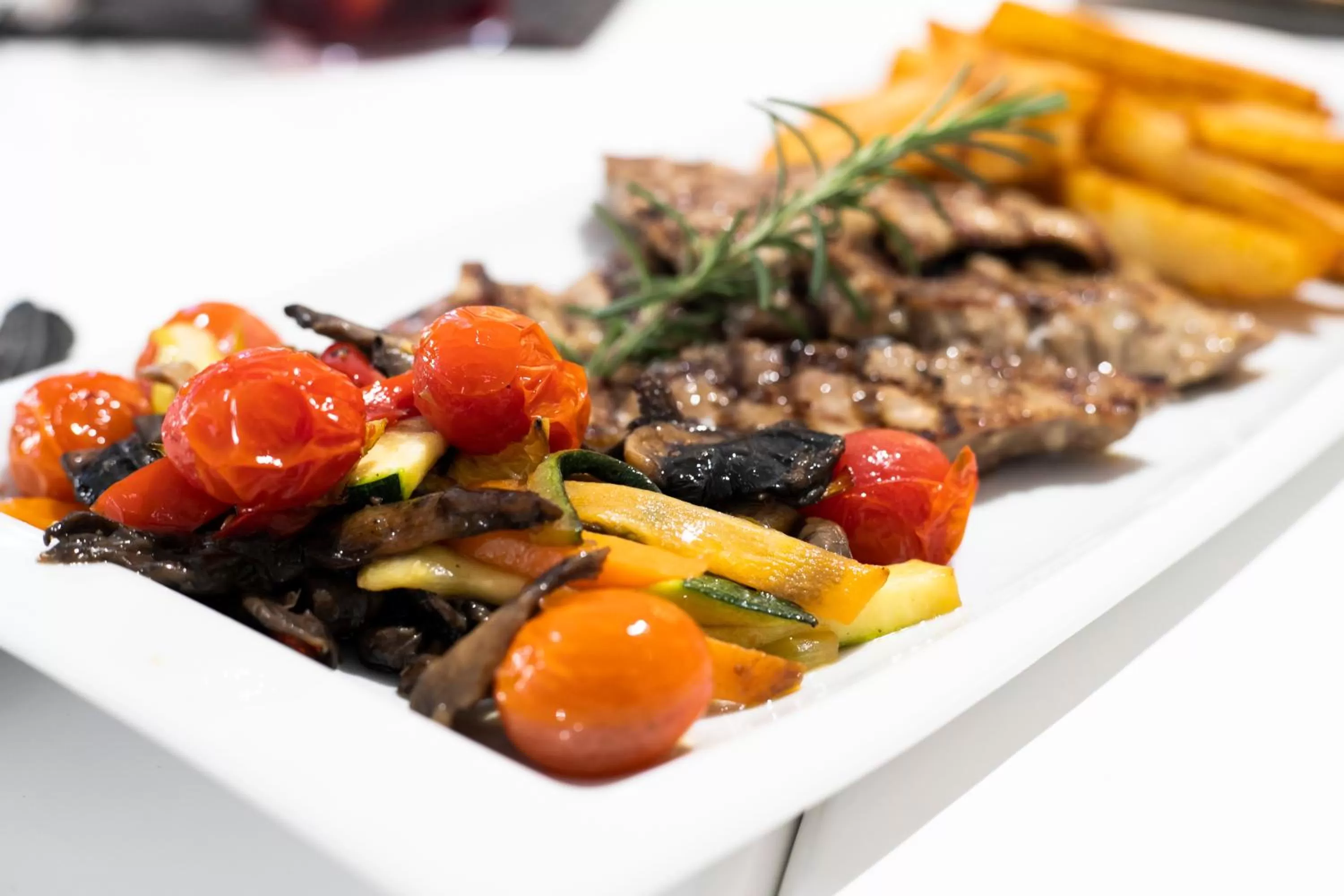 Food and drinks in Gran Hotel Victoria