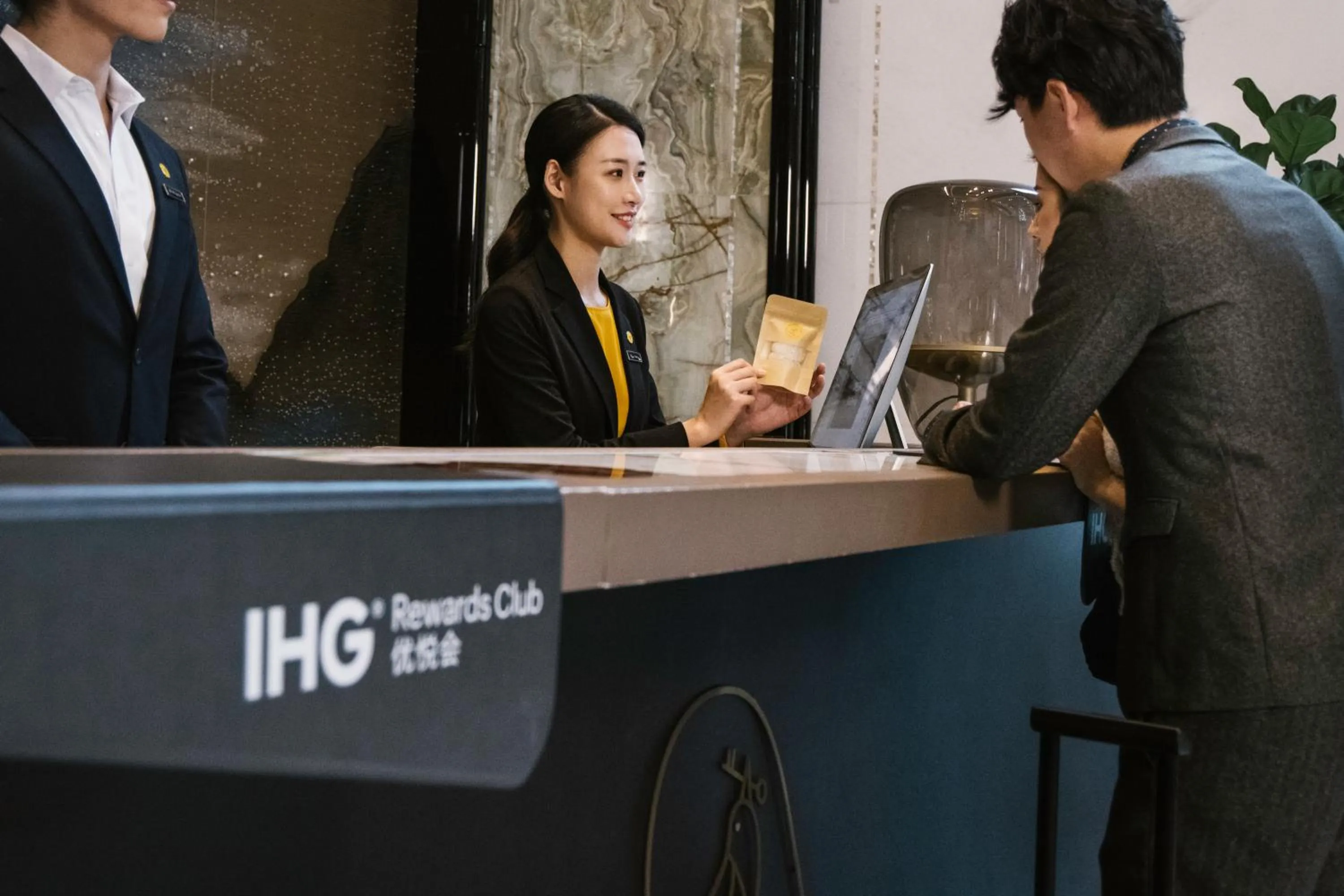 Lobby or reception in voco - Hangzhou Binjiang Minghao by IHG