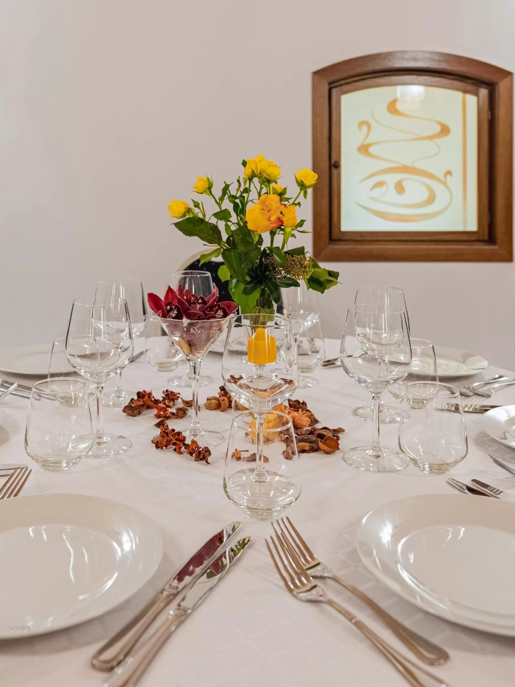 Restaurant/places to eat in Concorde Old Bucharest Hotel