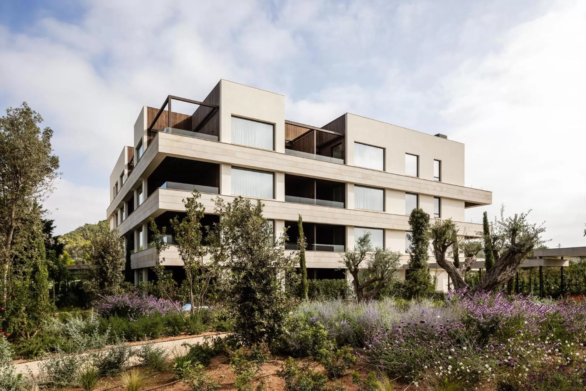 Property building in Kimpton Aysla Mallorca by IHG