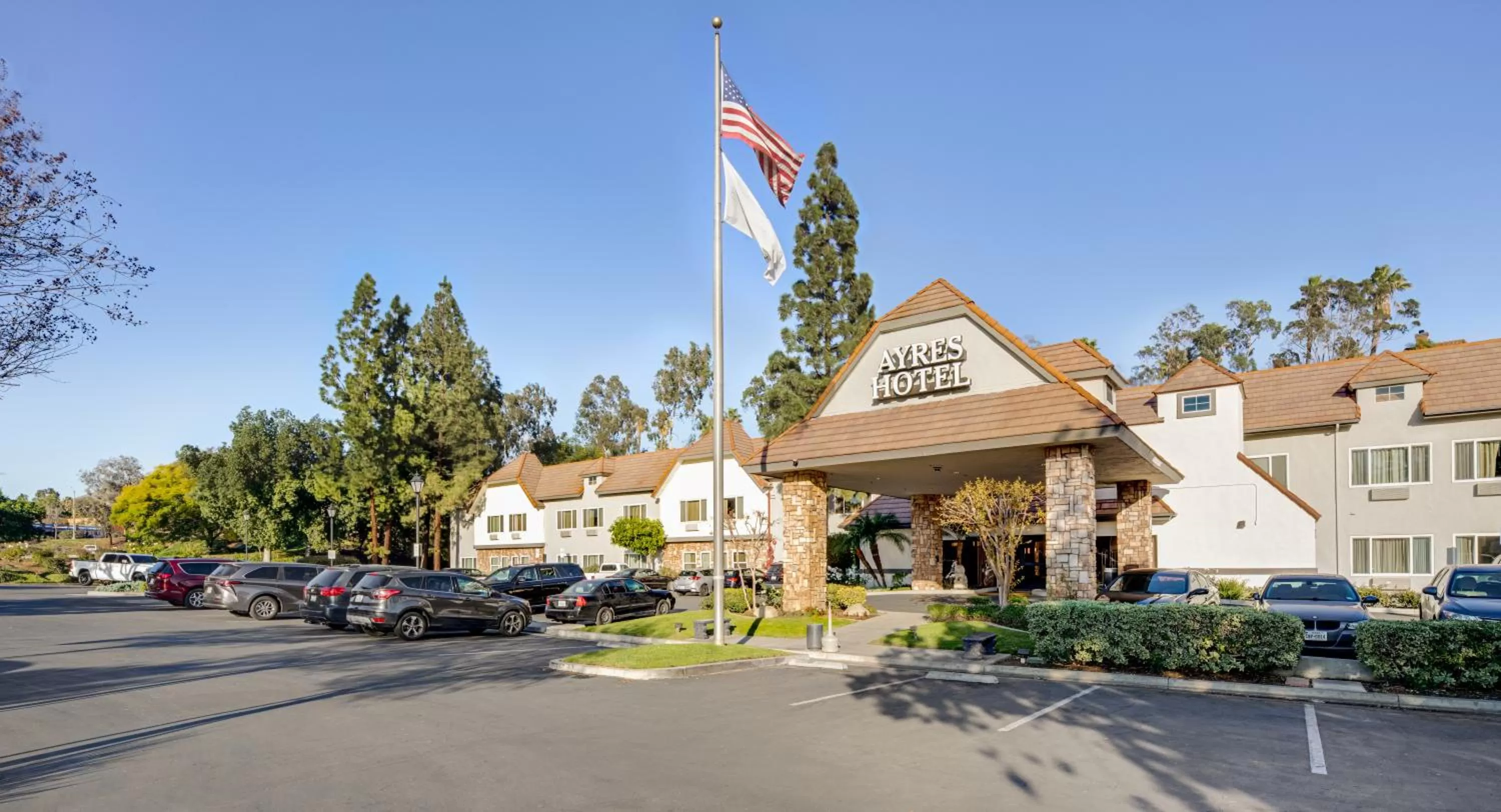 Property building in Ayres Hotel Corona - Riverside