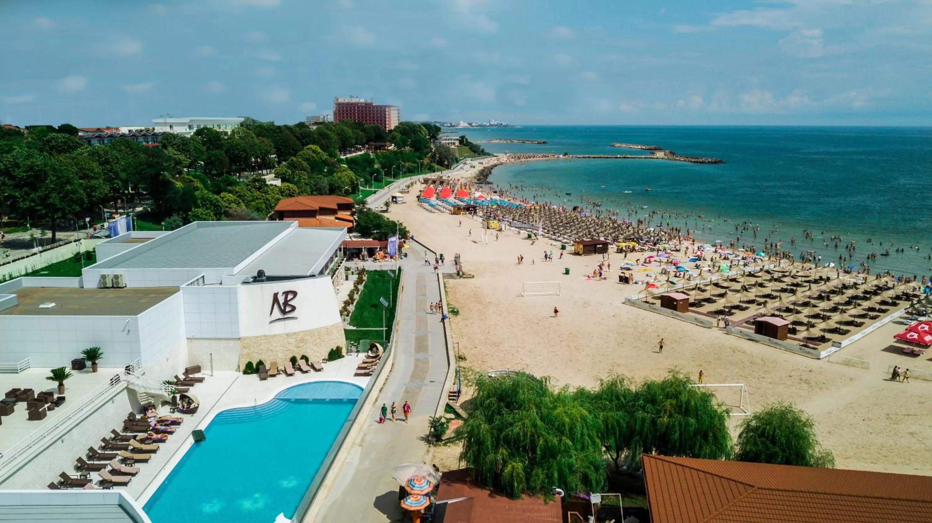 Patio in New Belvedere