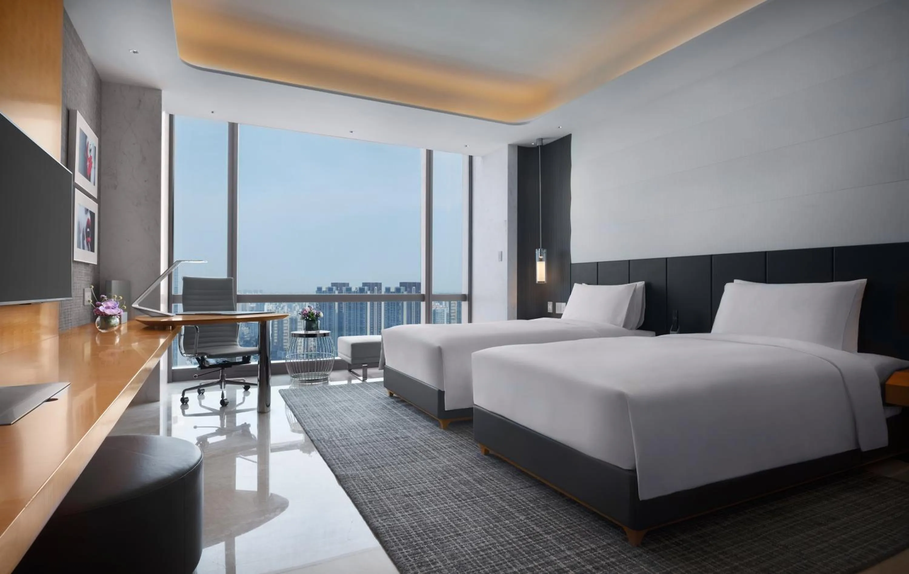 Property building, Bed in Sofitel Haikou