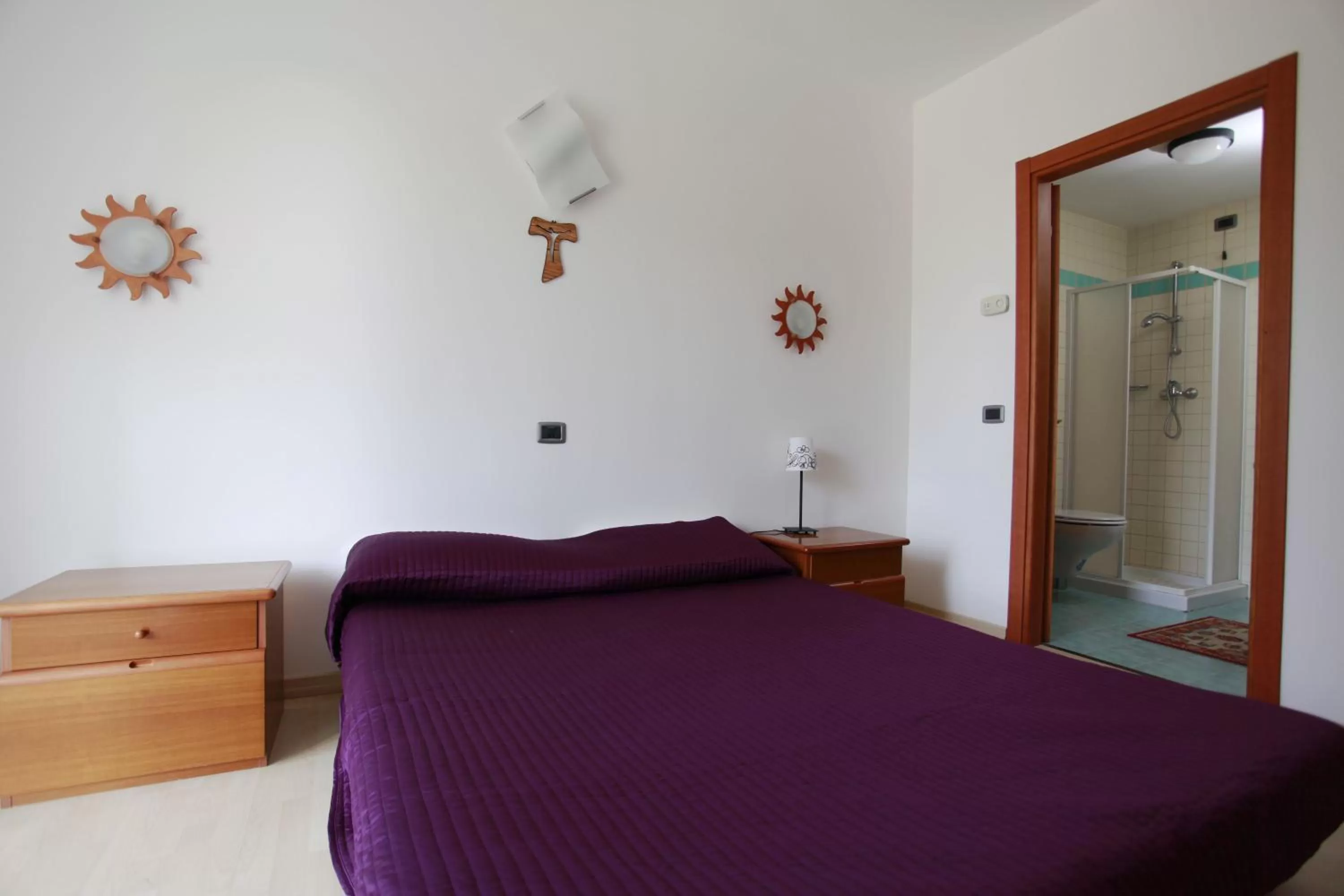 Bed in Apartment Lake Maggiore - ITALIA