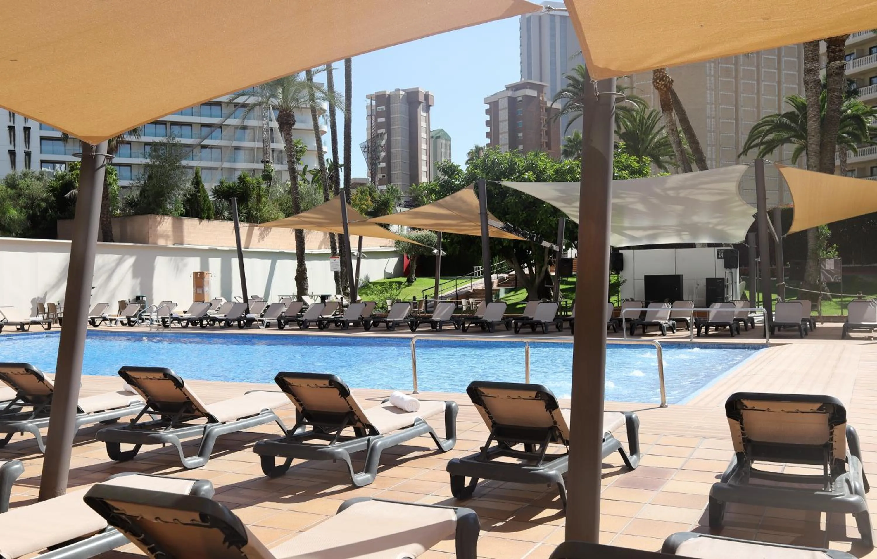 Swimming pool in Helios Benidorm