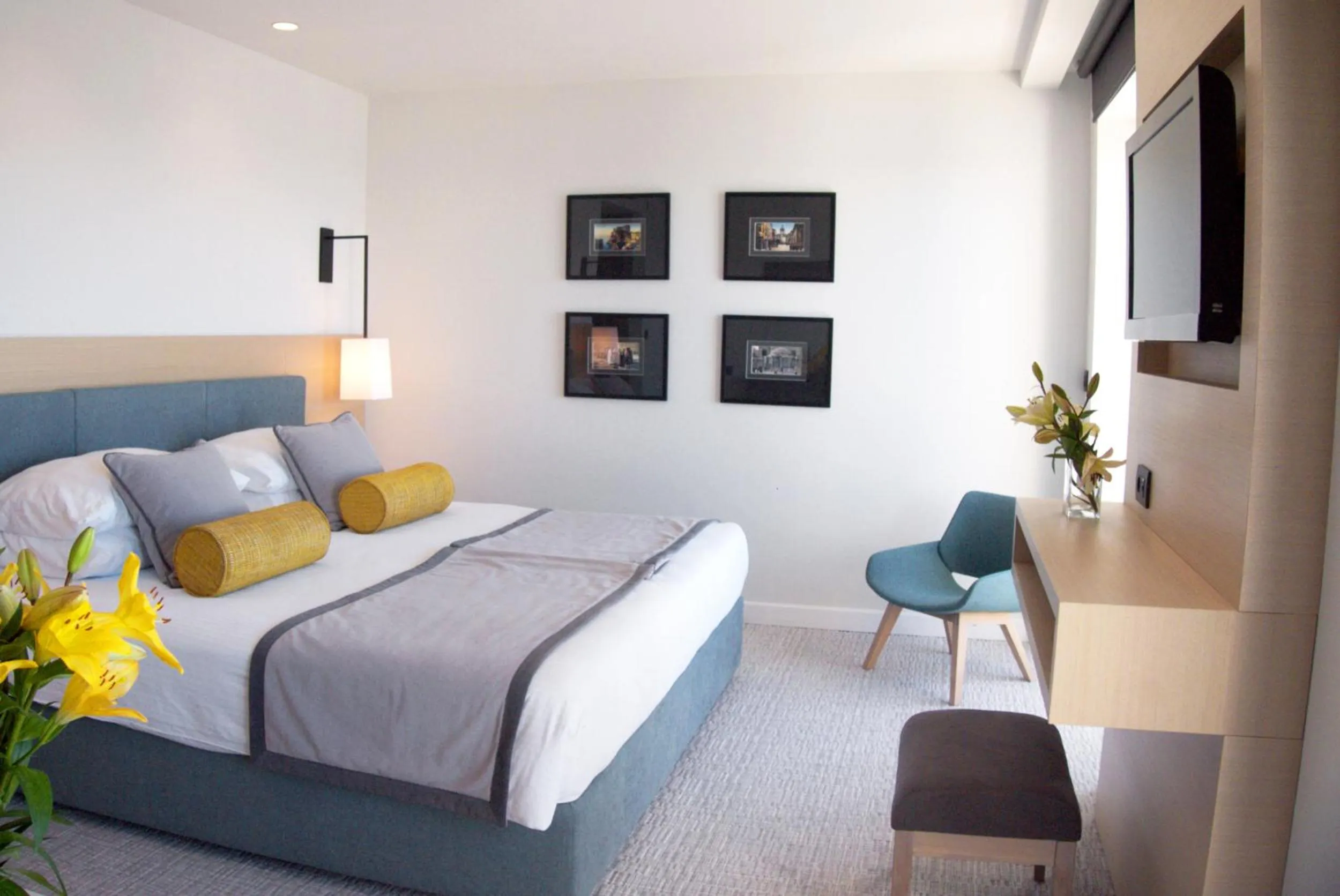 Bed in Royal Neptun Hotel