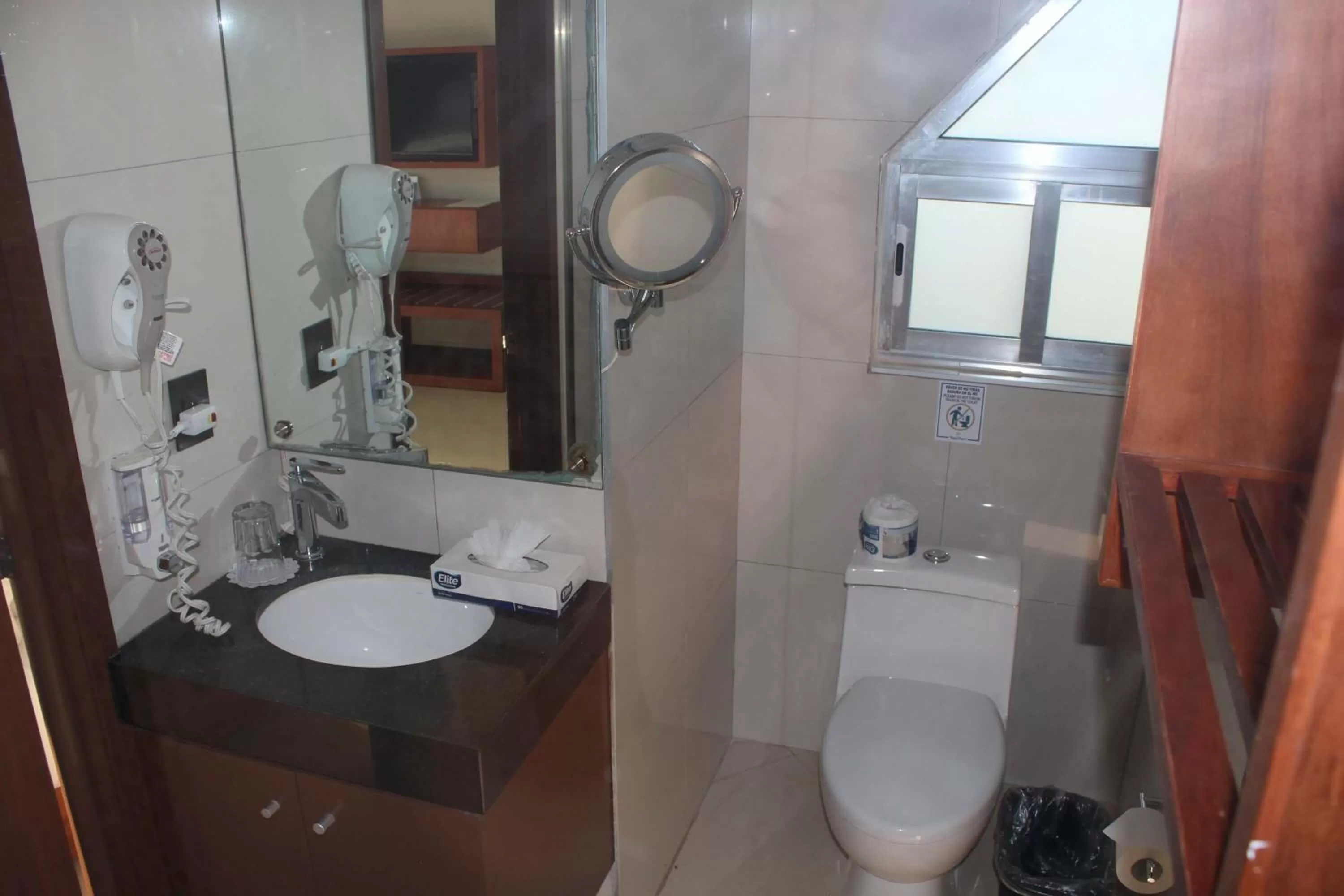 Bathroom in Ocean Dream Cancun by GuruHotel