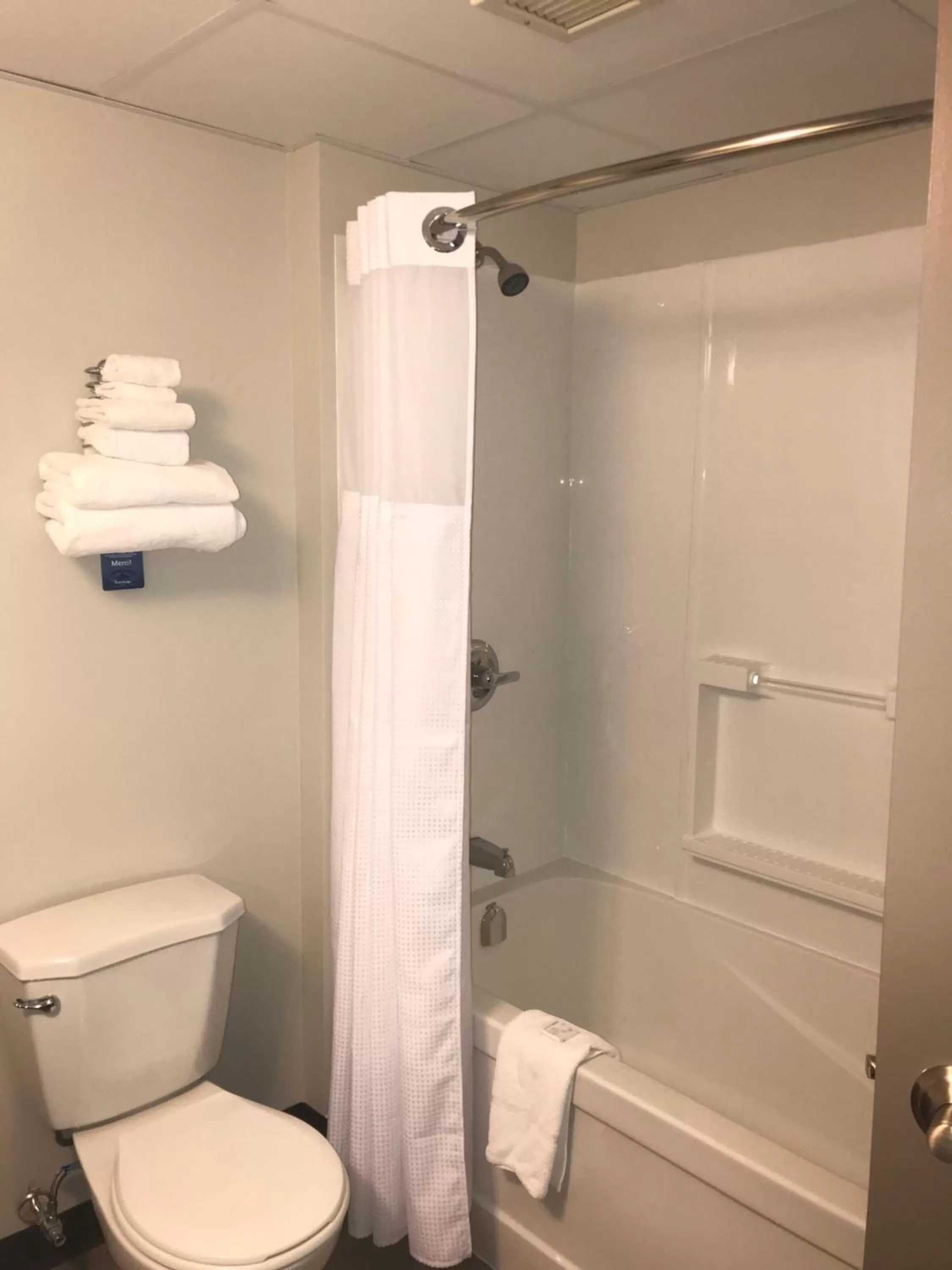Shower in Travelodge by Wyndham Sydney