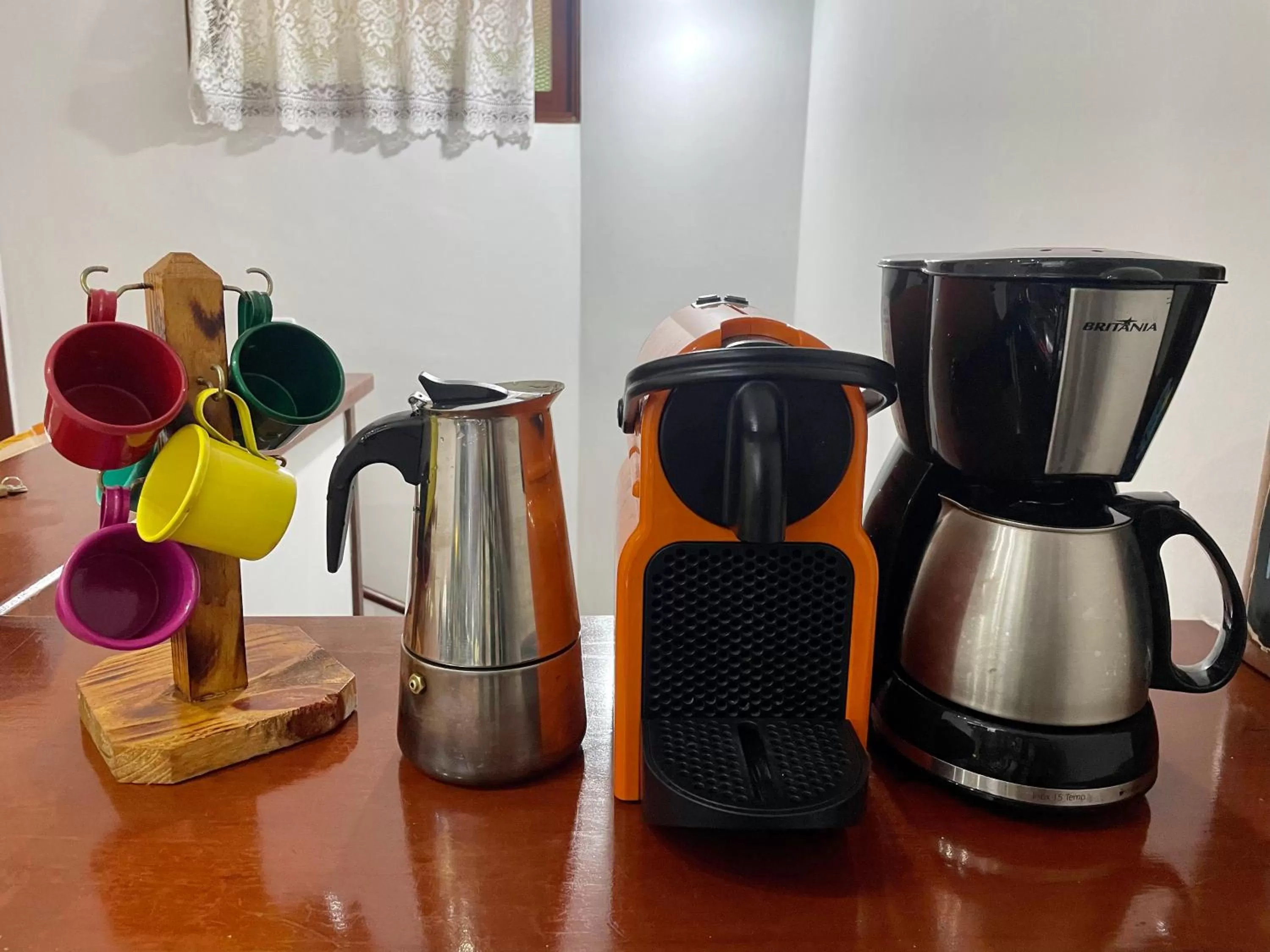 Coffee/tea facilities in MineirINN l Piscina Aquecida e Hidro na Montanha