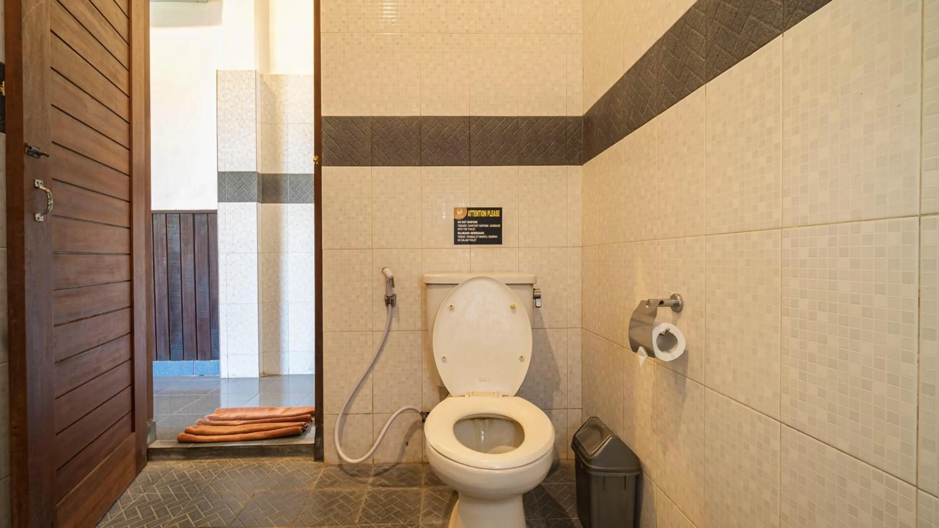 Bathroom in Kun - Kun Guest House Ubud