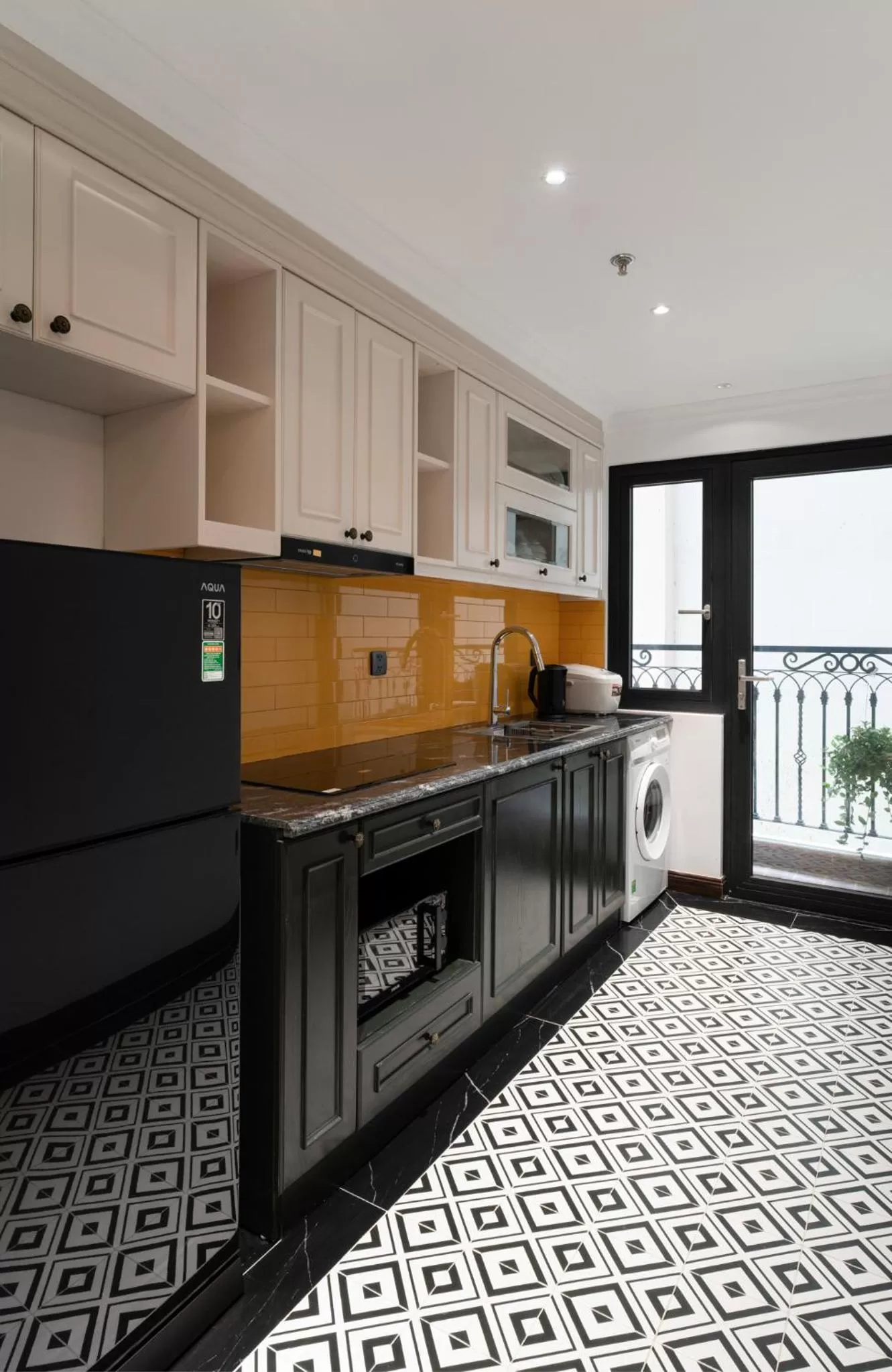 Kitchen or kitchenette, Kitchen/Kitchenette in Paradise Suites Nguyen Khuyen