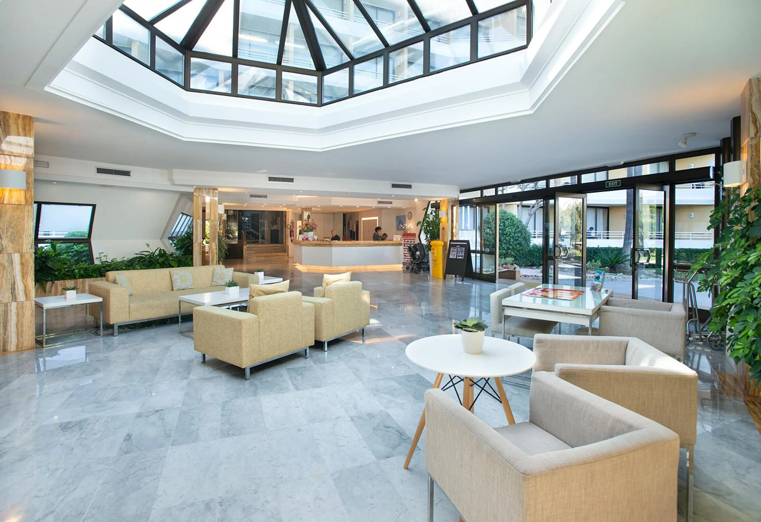 Lobby or reception in Exagon Park