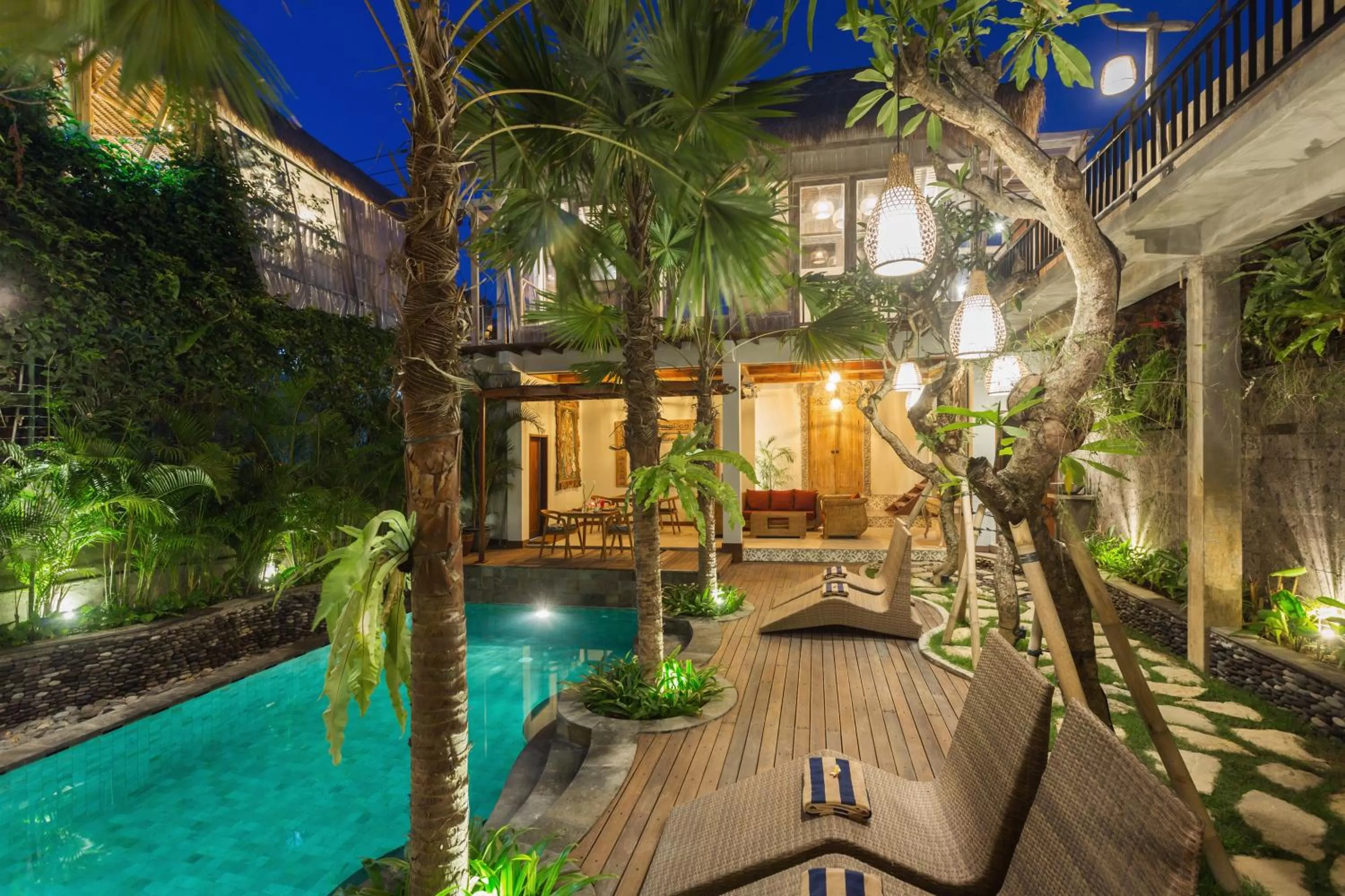 Pool view in Bije Boutique & Gallery