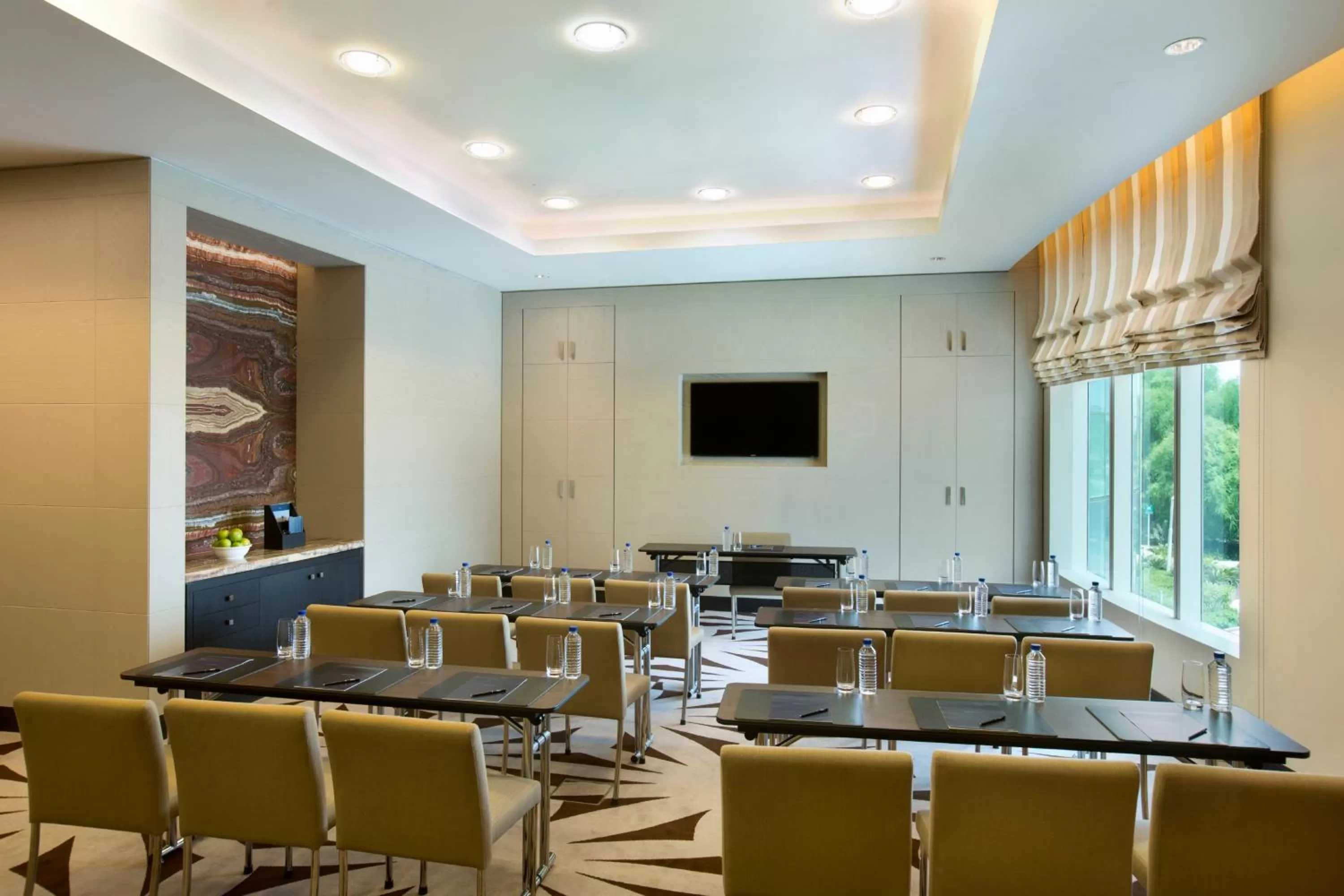 Business facilities in Millennium Al Rawdah Hotel