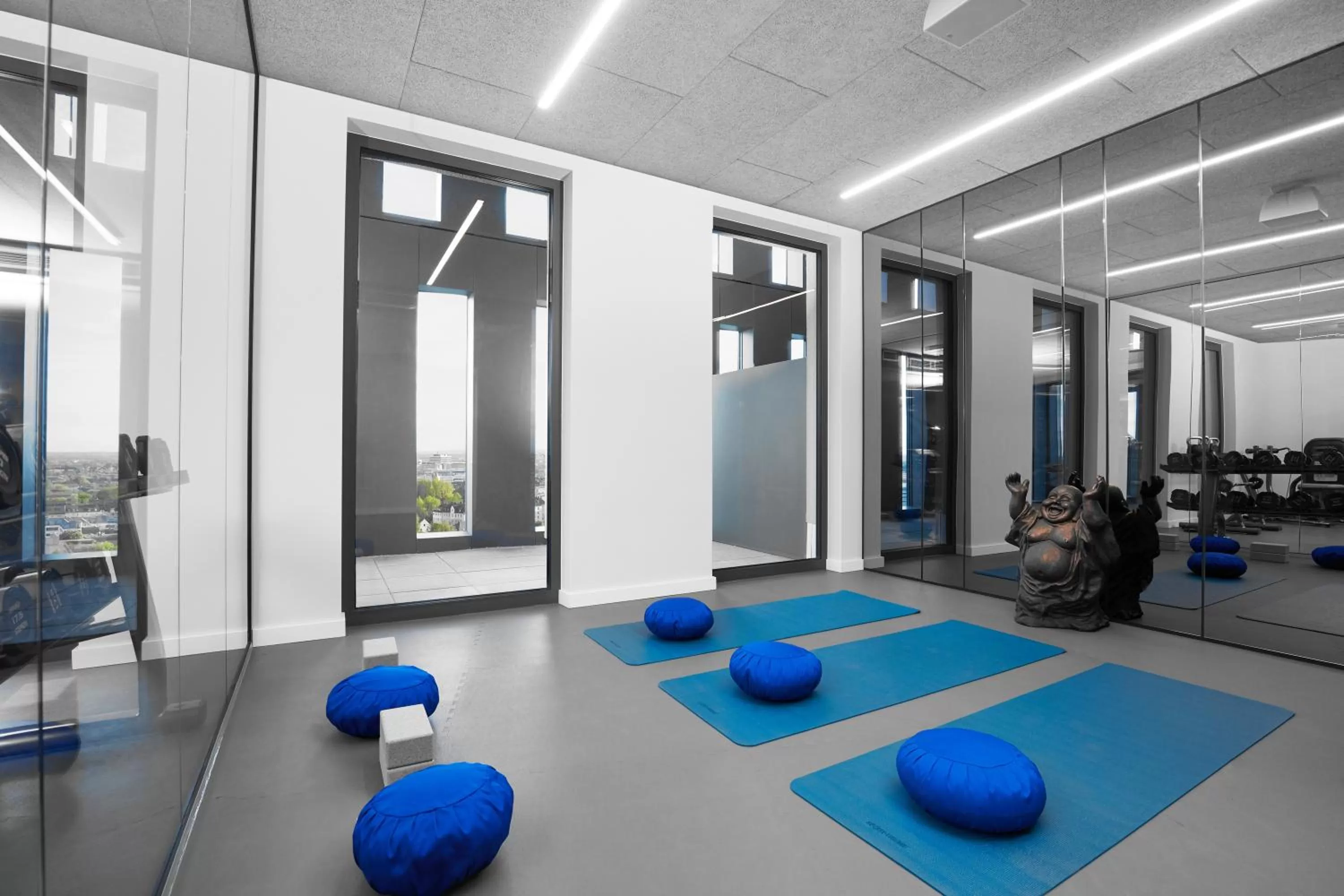 Fitness centre/facilities in HYPERION Hotel München