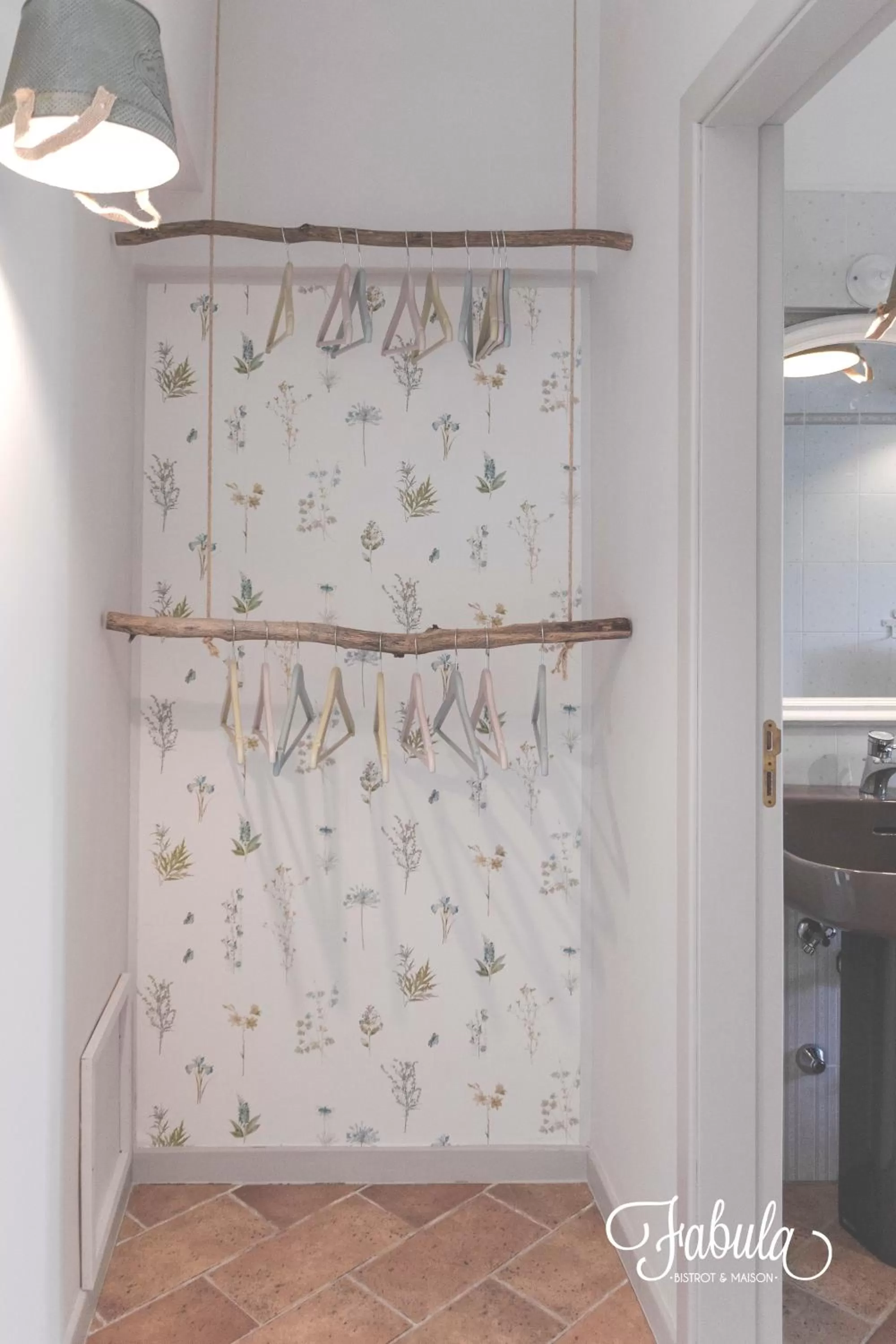 Seating area, Bathroom in Masseria Fabula Bistrot & Maison