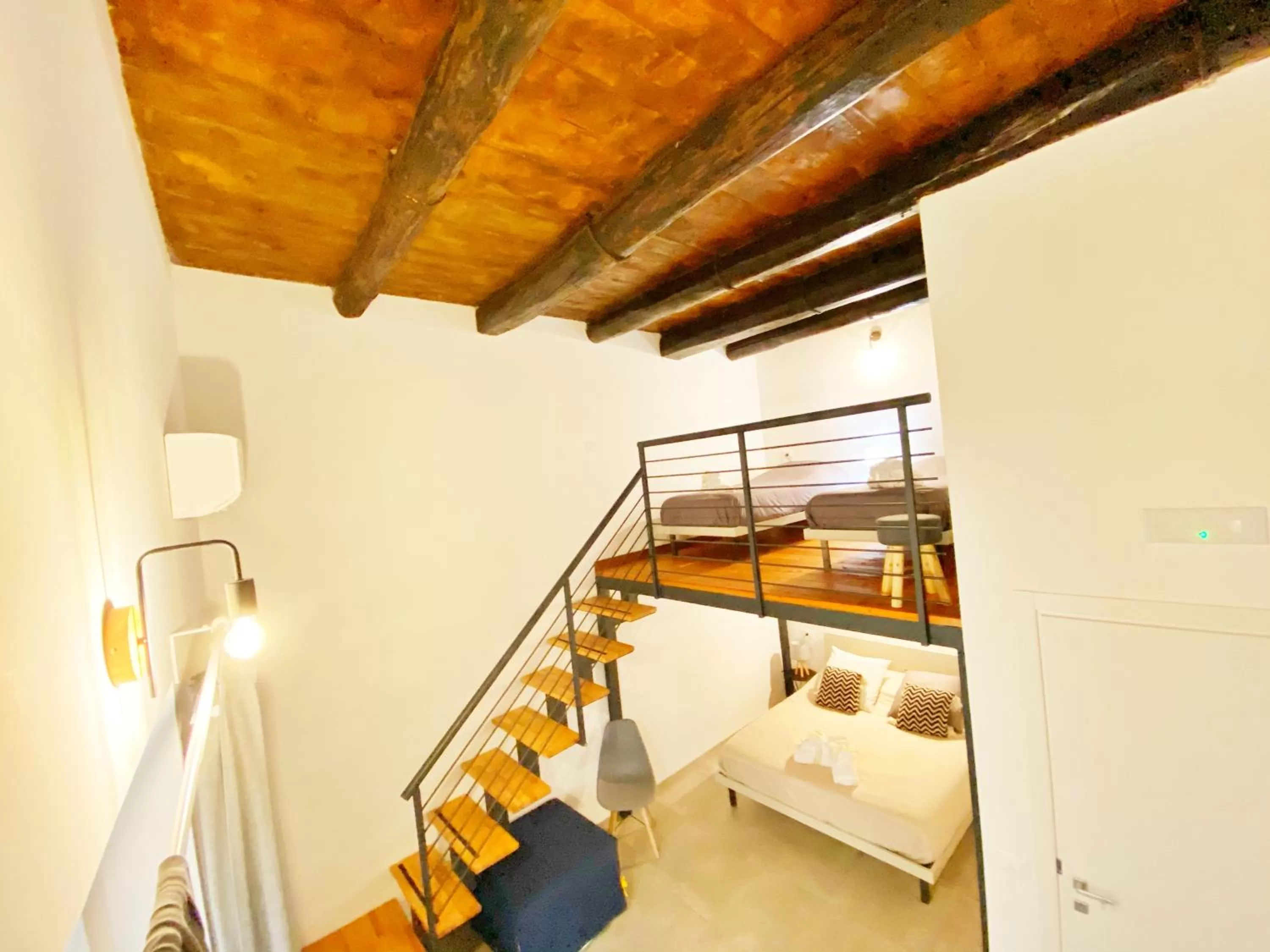 Photo of the whole room in B&B Salerno IN Centro