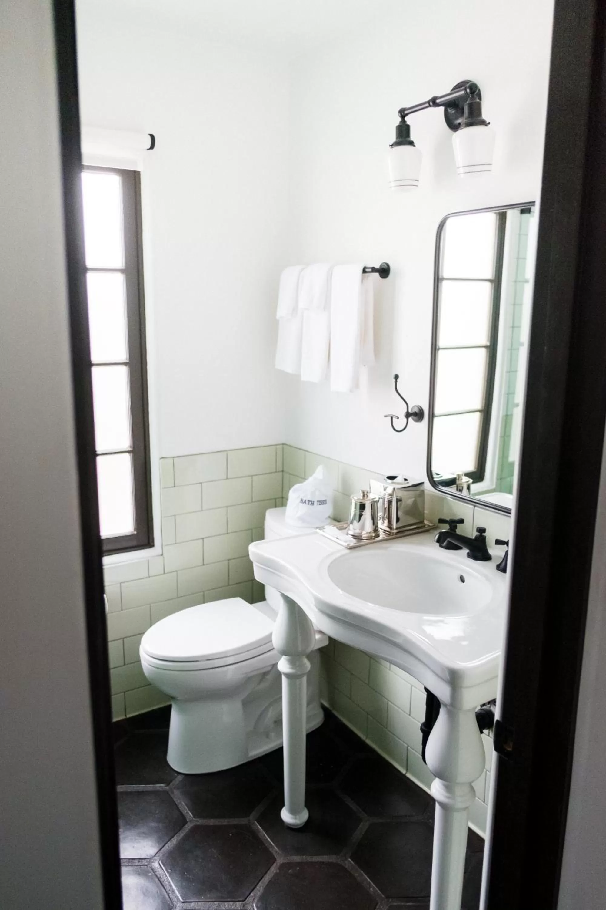 Bathroom in Ingleside Estate Hotel & Bungalows- Adults Only