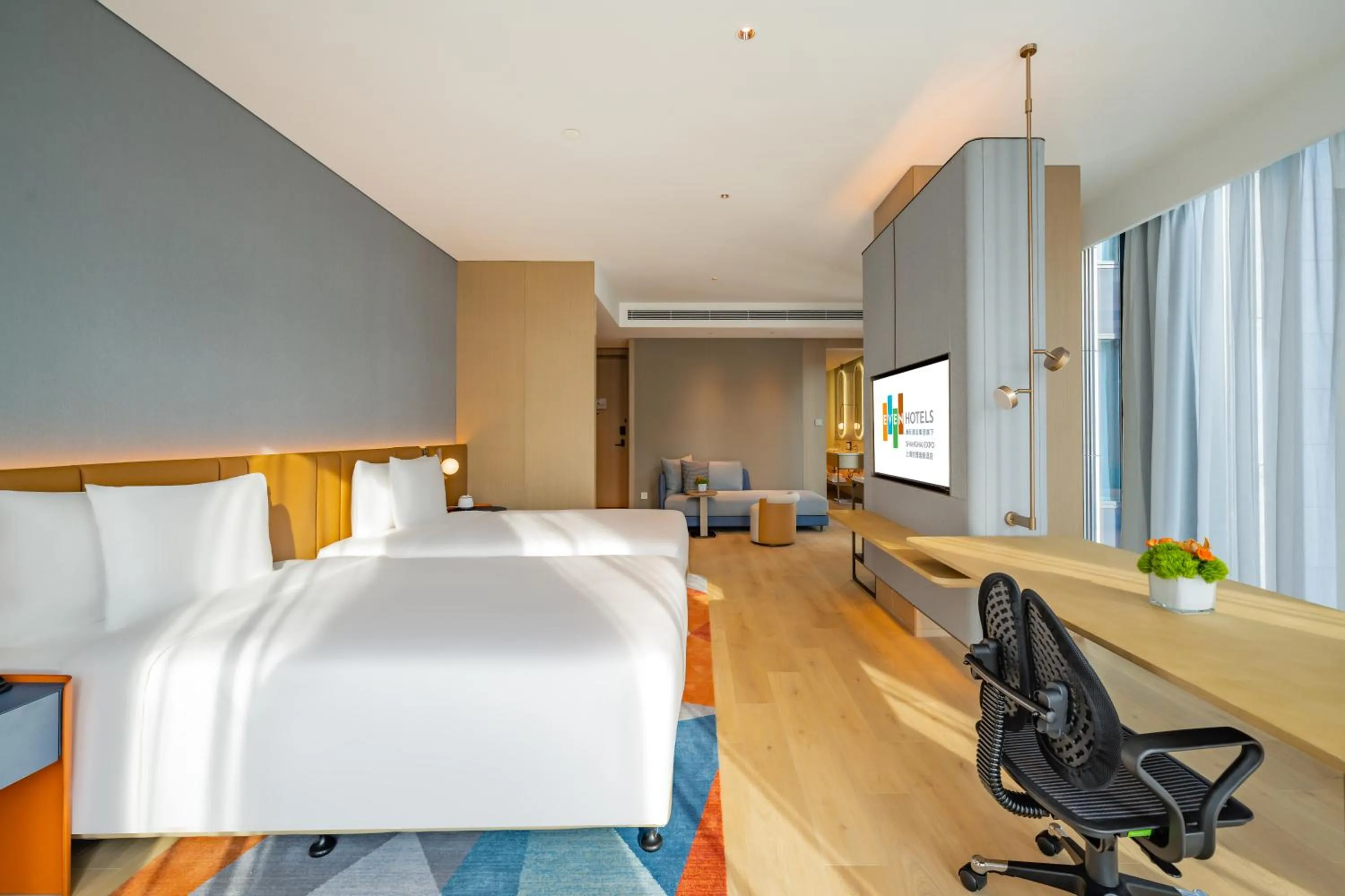 Bed in EVEN Hotels Shanghai Expo by IHG