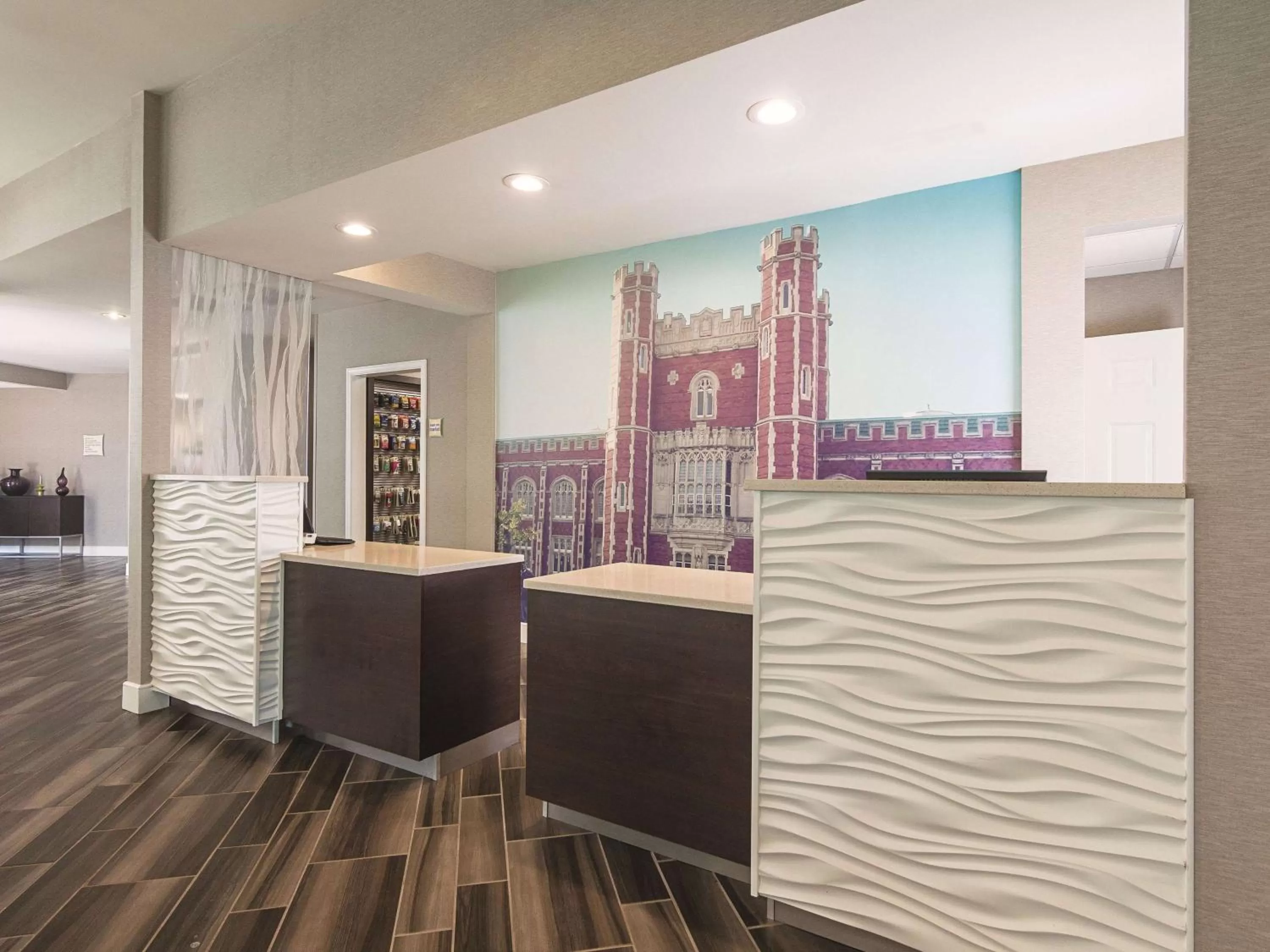 Lobby or reception in La Quinta by Wyndham Oklahoma City Norman