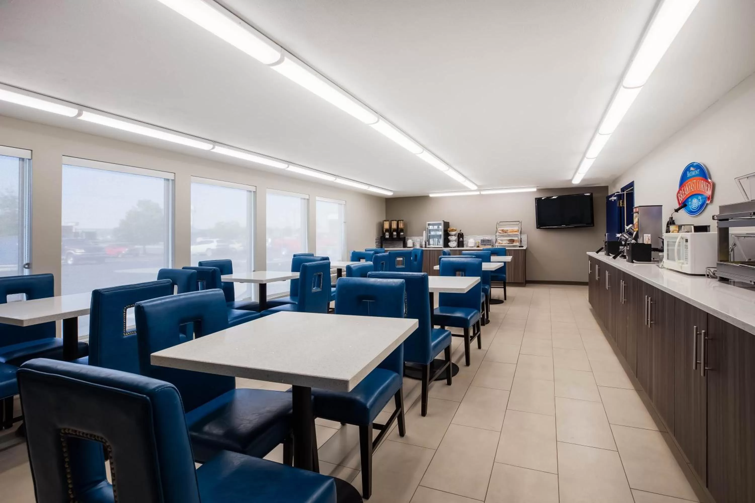 TV and multimedia in Baymont by Wyndham Tri-Cities/Kennewick WA