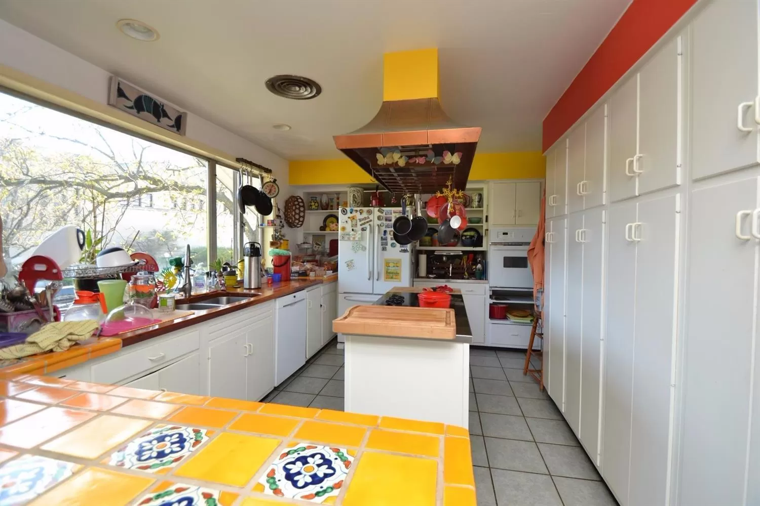 Kitchen/Kitchenette in Ann Arbor Bed and Breakfast