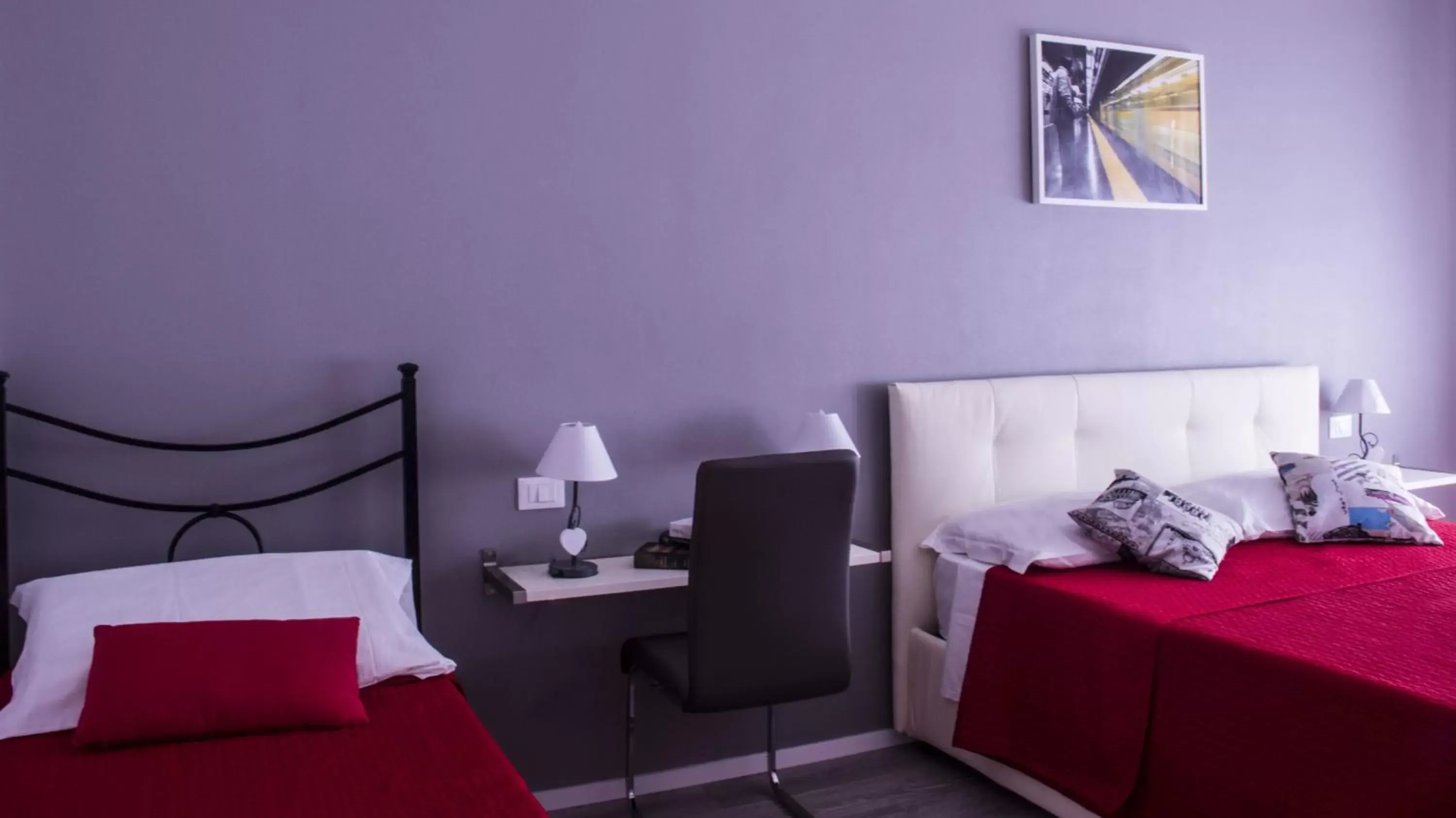 Comfort Triple Room in Domus Raffaello Comfort Triple Room in Domus Raffaello