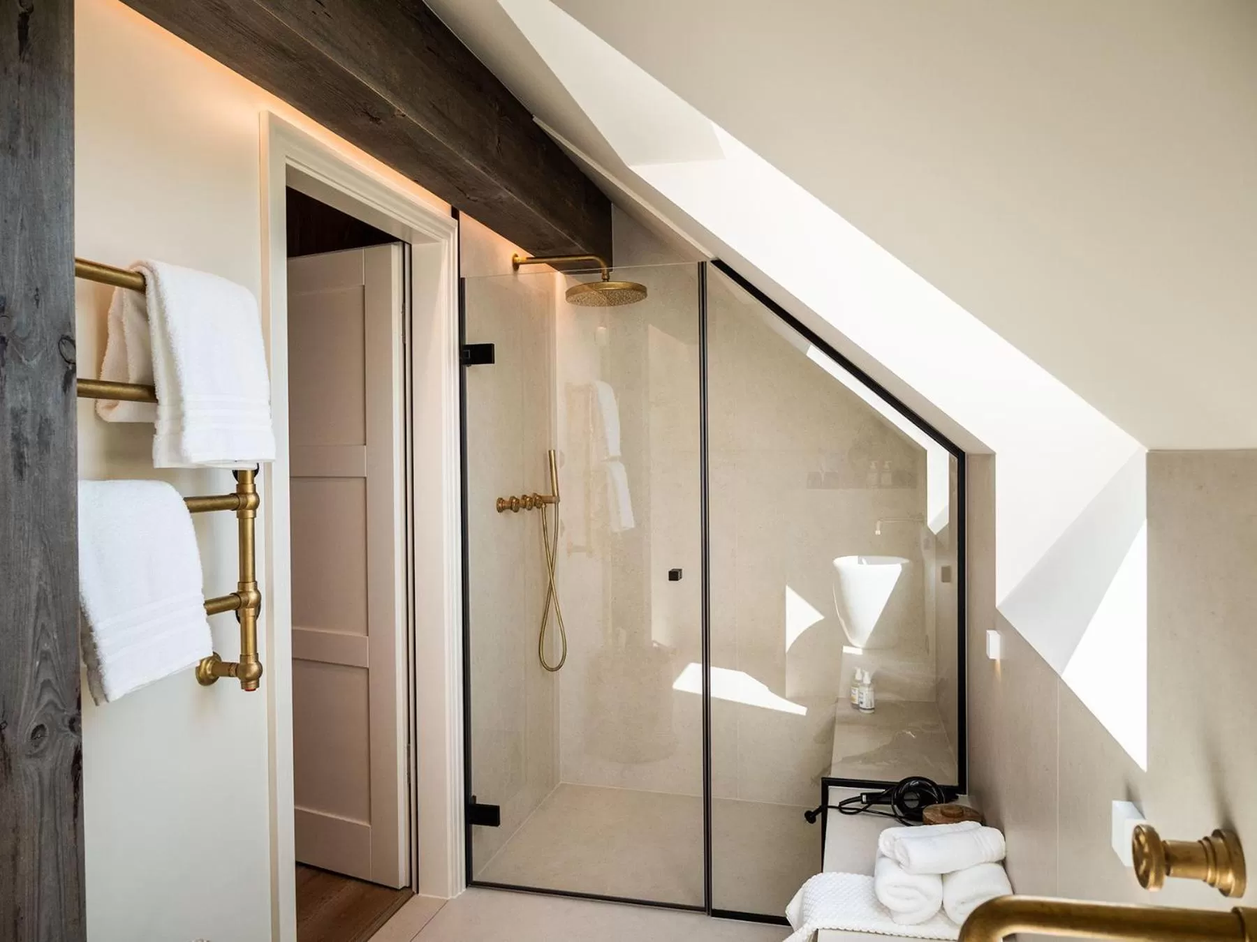 Shower in Alpenloge Design Hotel