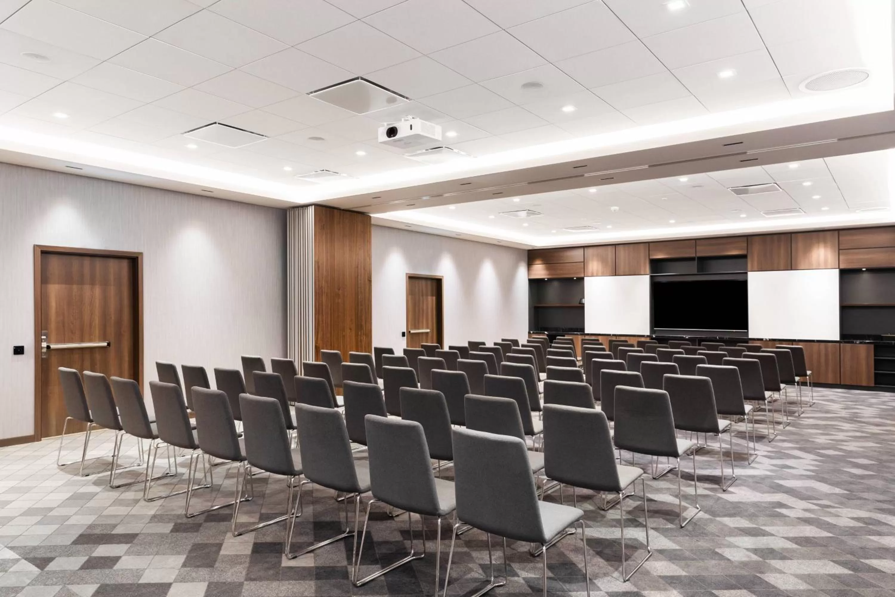 Meeting/conference room in AC Hotel by Marriott Stockholm Ulriksdal