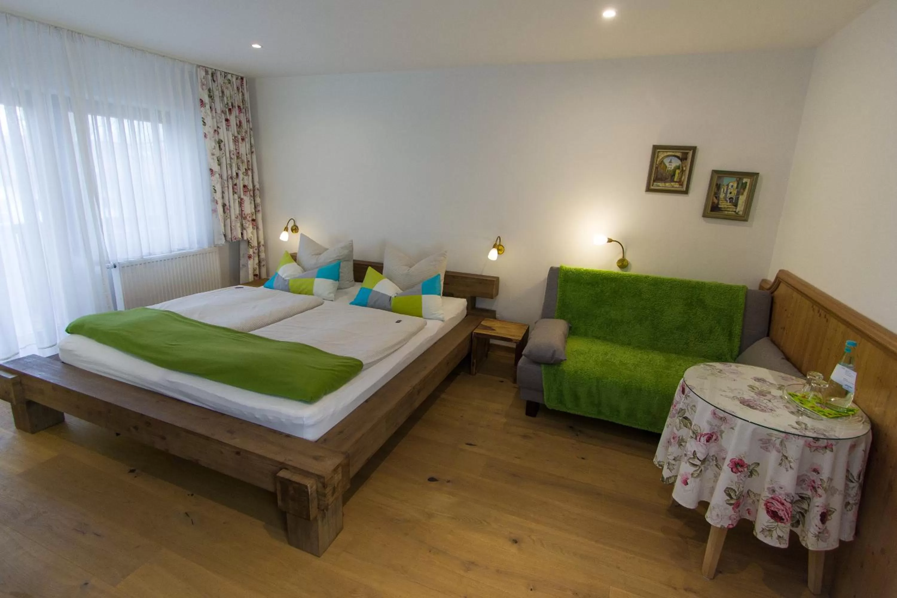 Photo of the whole room, Bed in Hotel Alpenblick