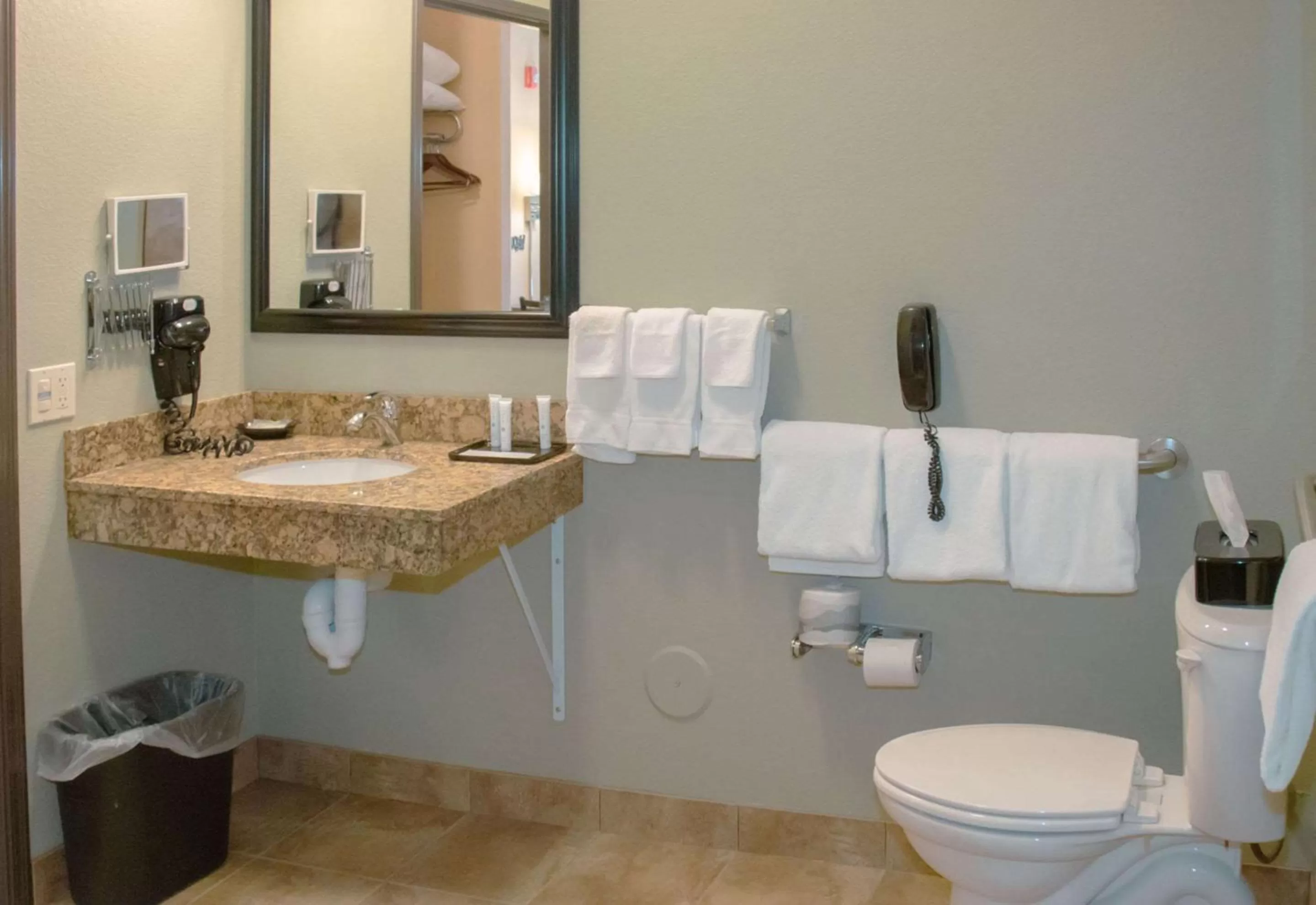 Bedroom in Expressway Suites of Grand Forks