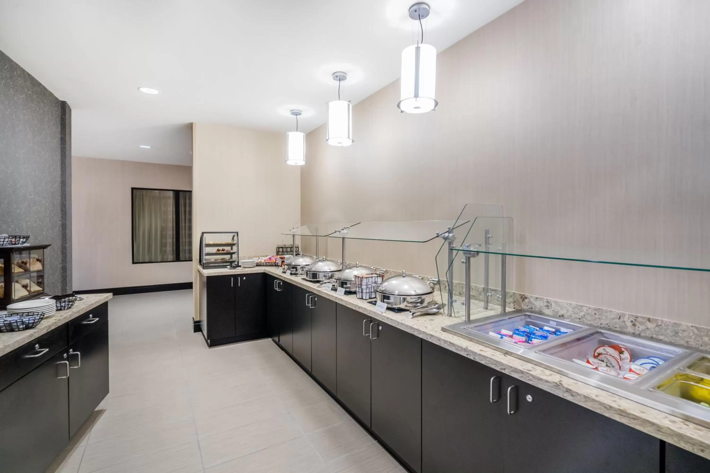 Restaurant/places to eat in Holiday Inn - Terre Haute by IHG