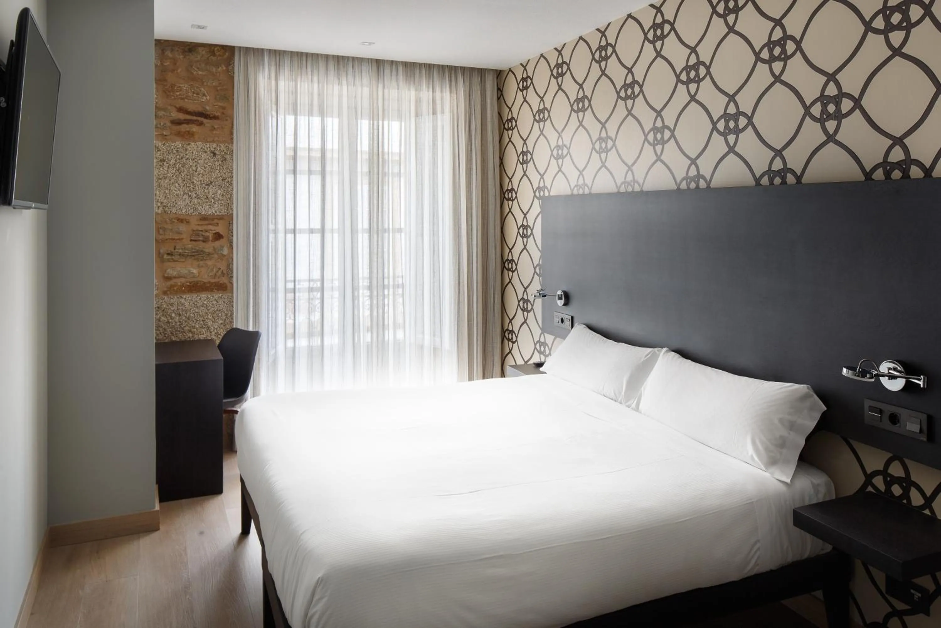 Photo of the whole room, Bed in Hotel Atalaia