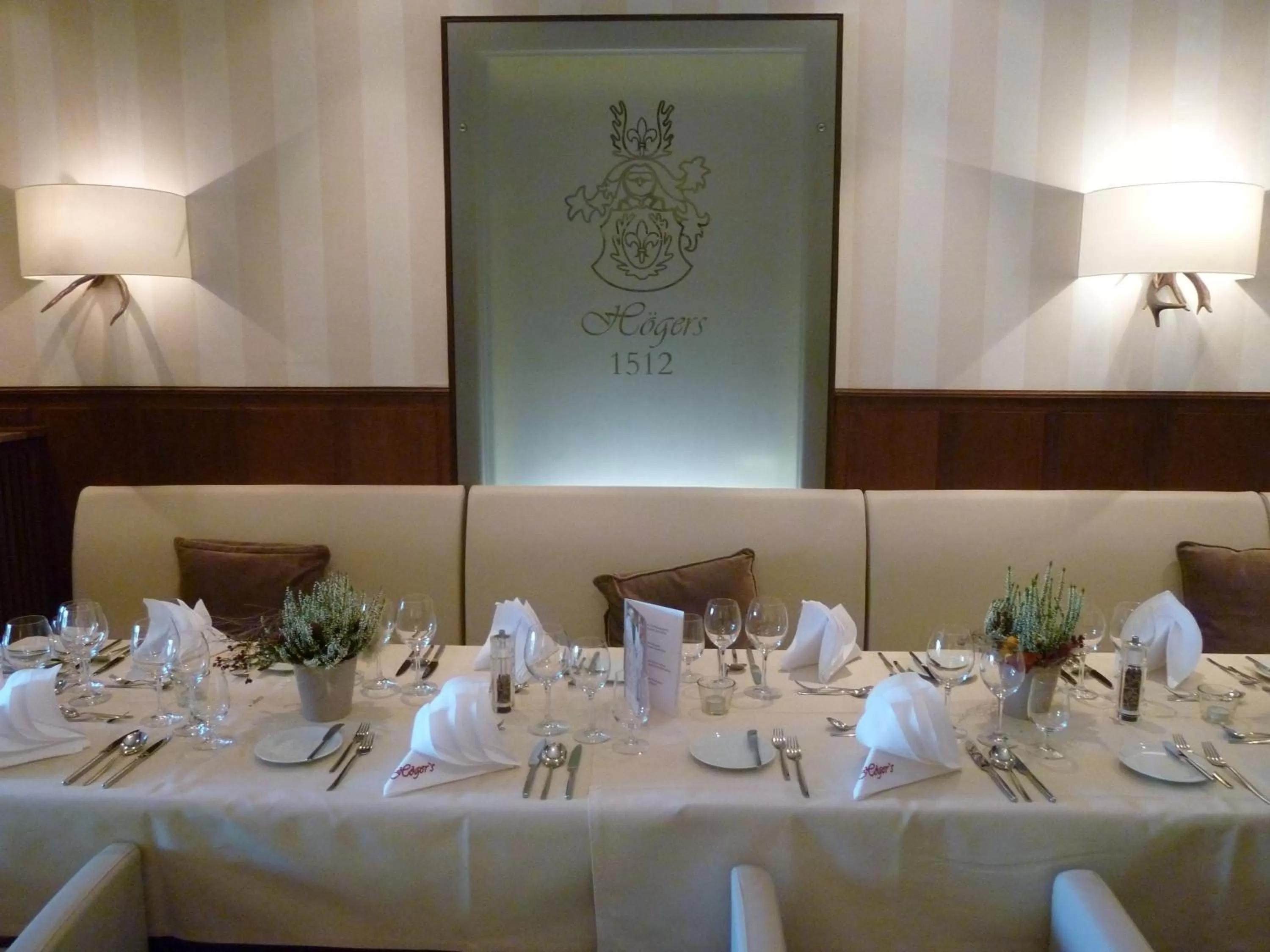 Restaurant/places to eat in Höger's Hotel & Restaurant